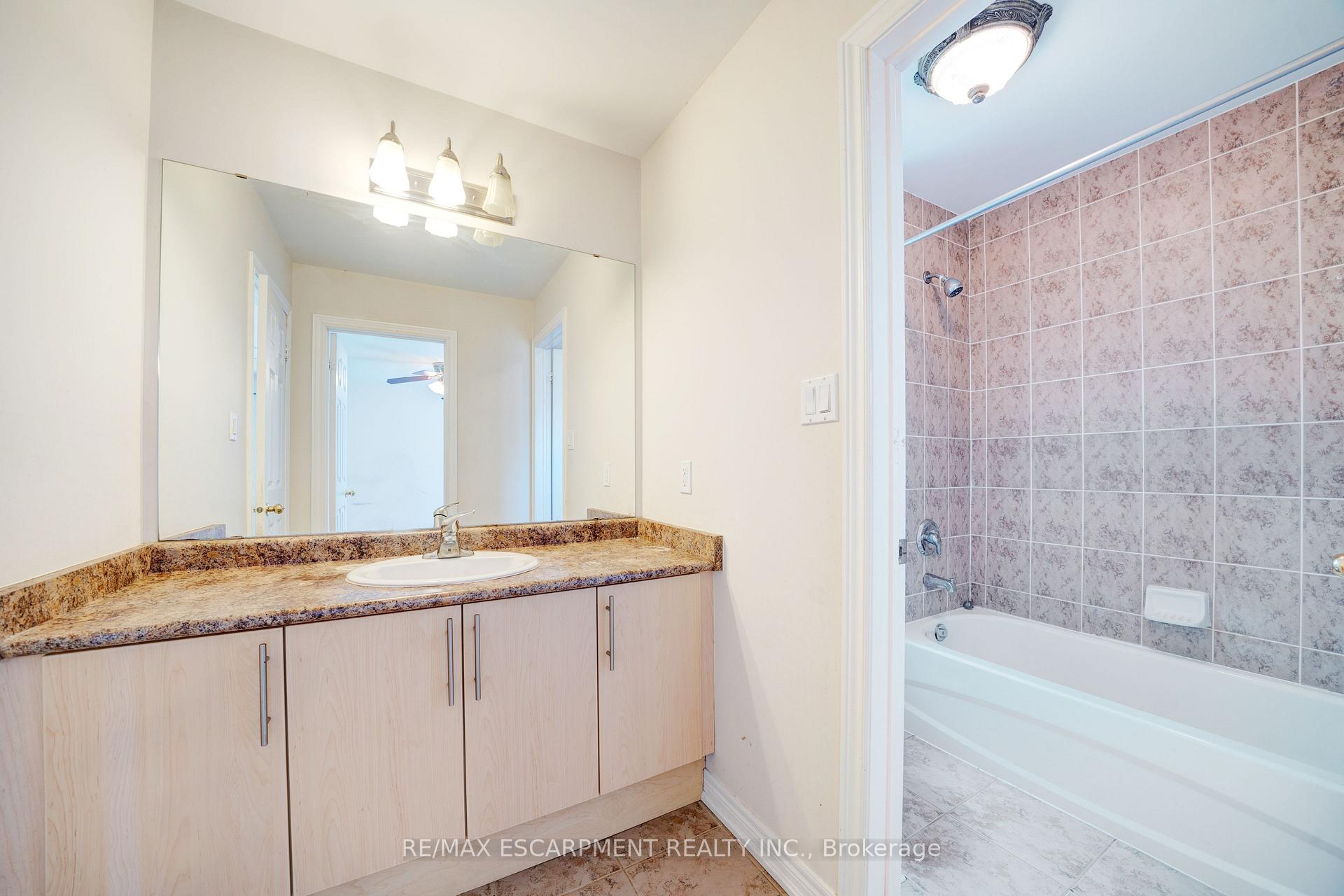 Photo 41 of 11 Belsey Lane, Clarington, Newcastle — HOMEH