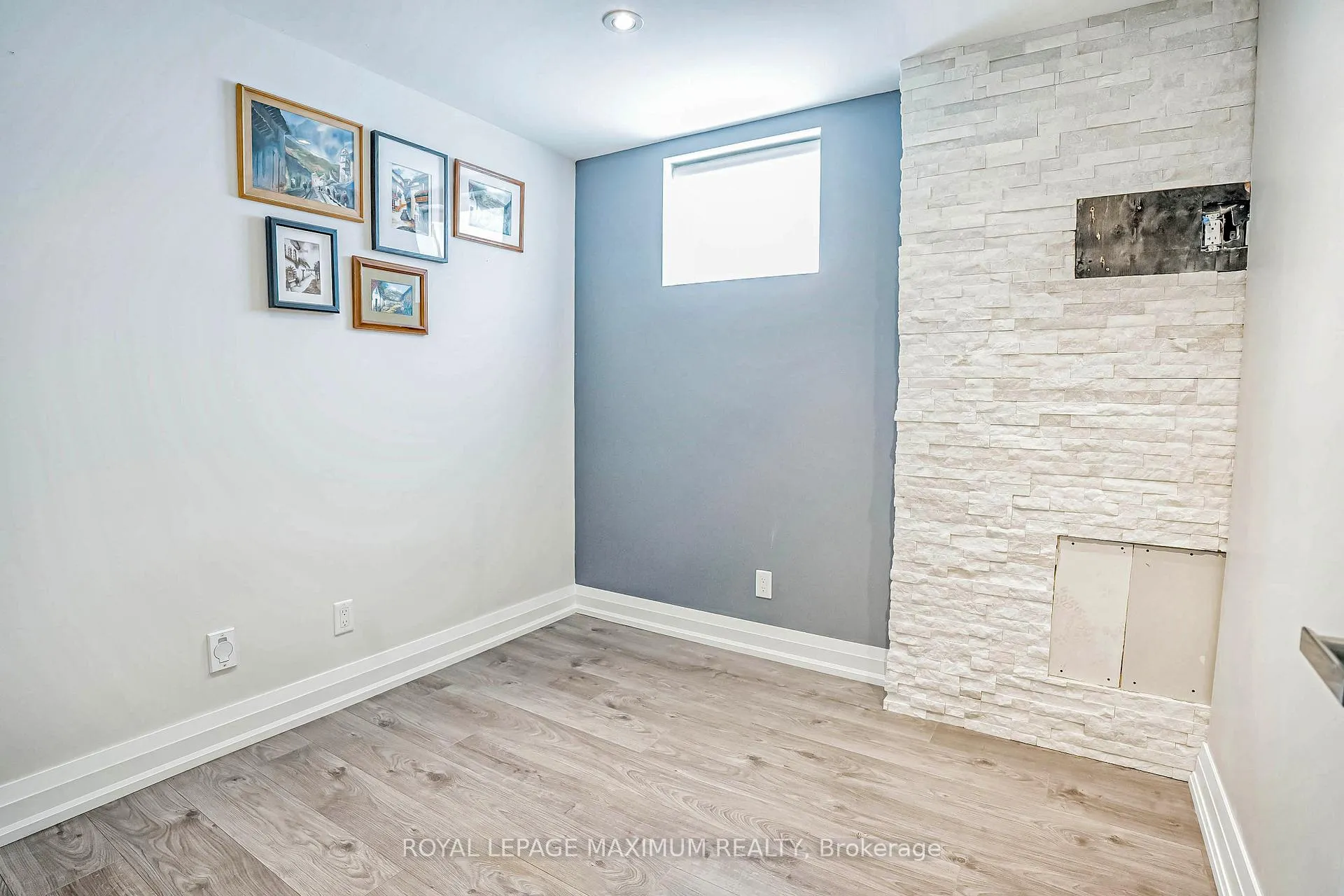 Photo 17 of Unit Basement, 19 Corner Brook Crescent, Vaughan, Vellore Village — HOMEH