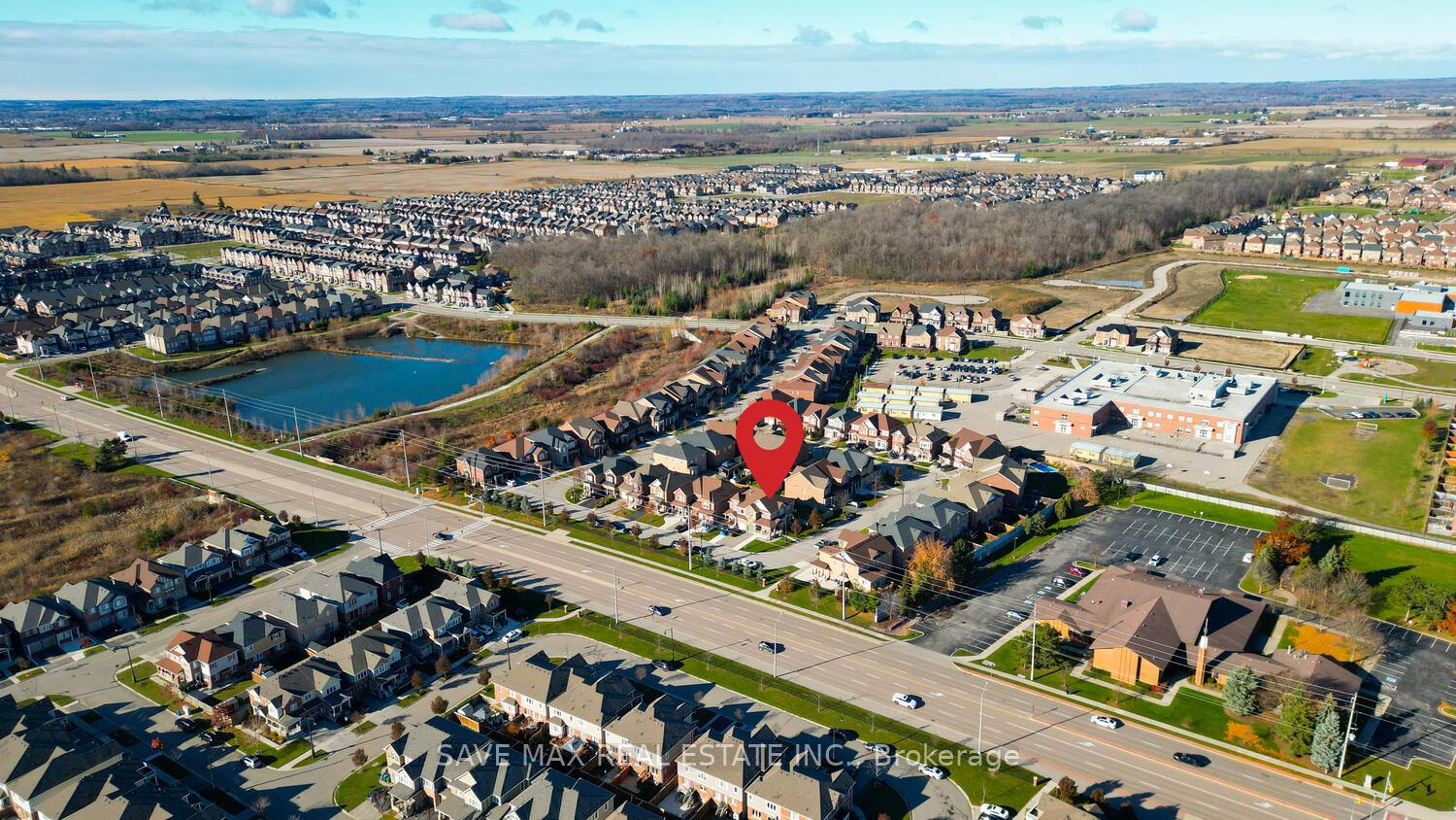 Photo 3 of 39 Divinity Circle, Brampton, Northwest Brampton — HOMEH