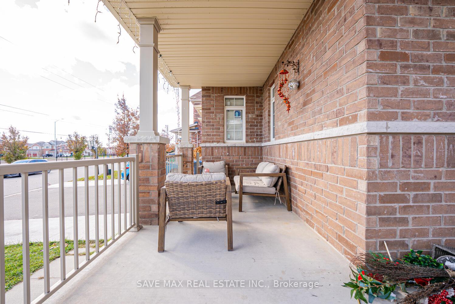 Photo 45 of 39 Divinity Circle, Brampton, Northwest Brampton — HOMEH