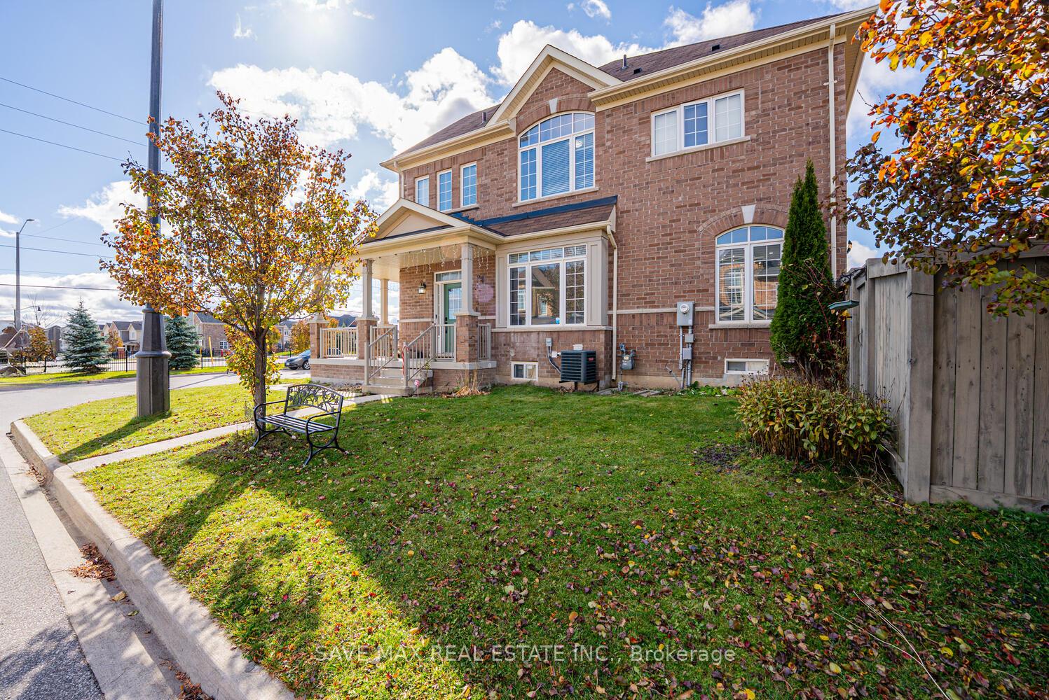 Photo 48 of 39 Divinity Circle, Brampton, Northwest Brampton — HOMEH