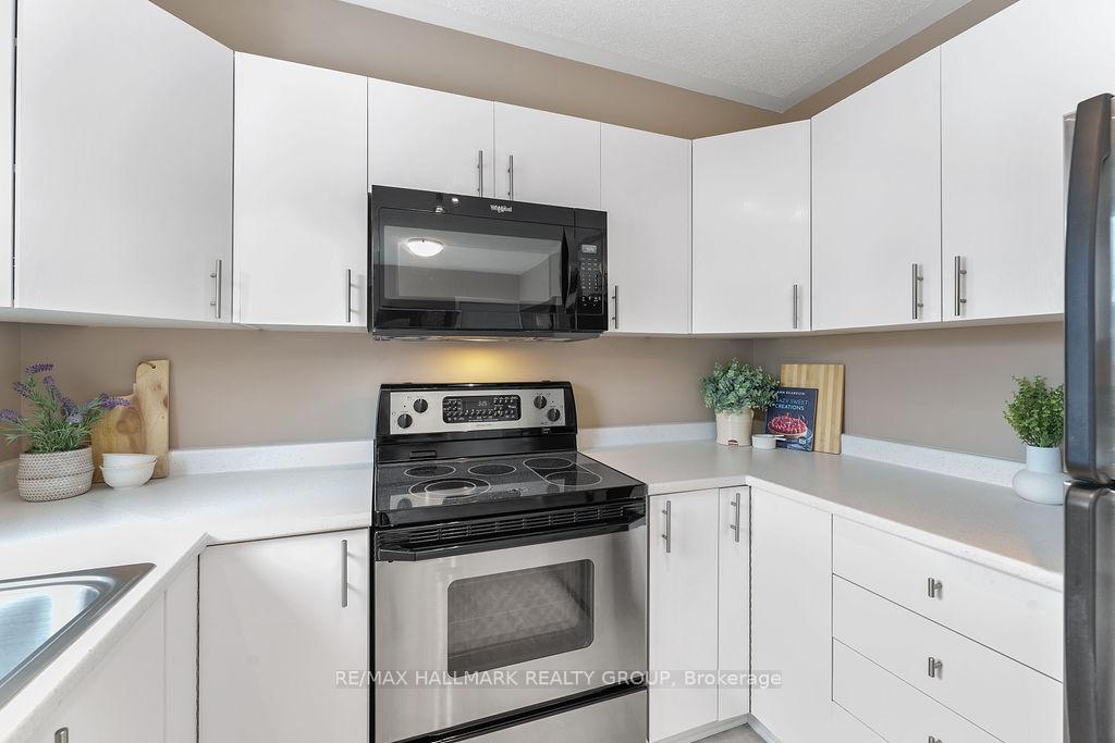 Photo 15 of 13 North Ridge Manor, Carleton Place — HOMEH