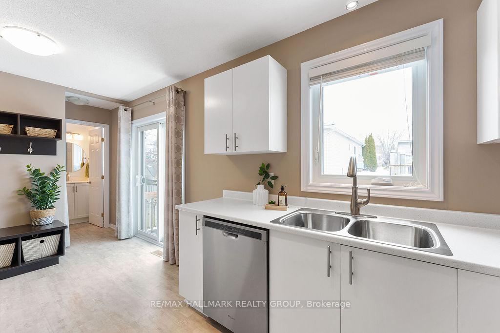 Photo 18 of 13 North Ridge Manor, Carleton Place — HOMEH