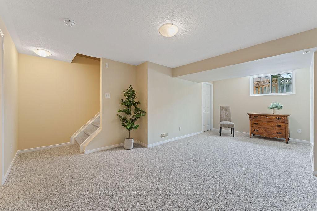 Photo 28 of 13 North Ridge Manor, Carleton Place — HOMEH