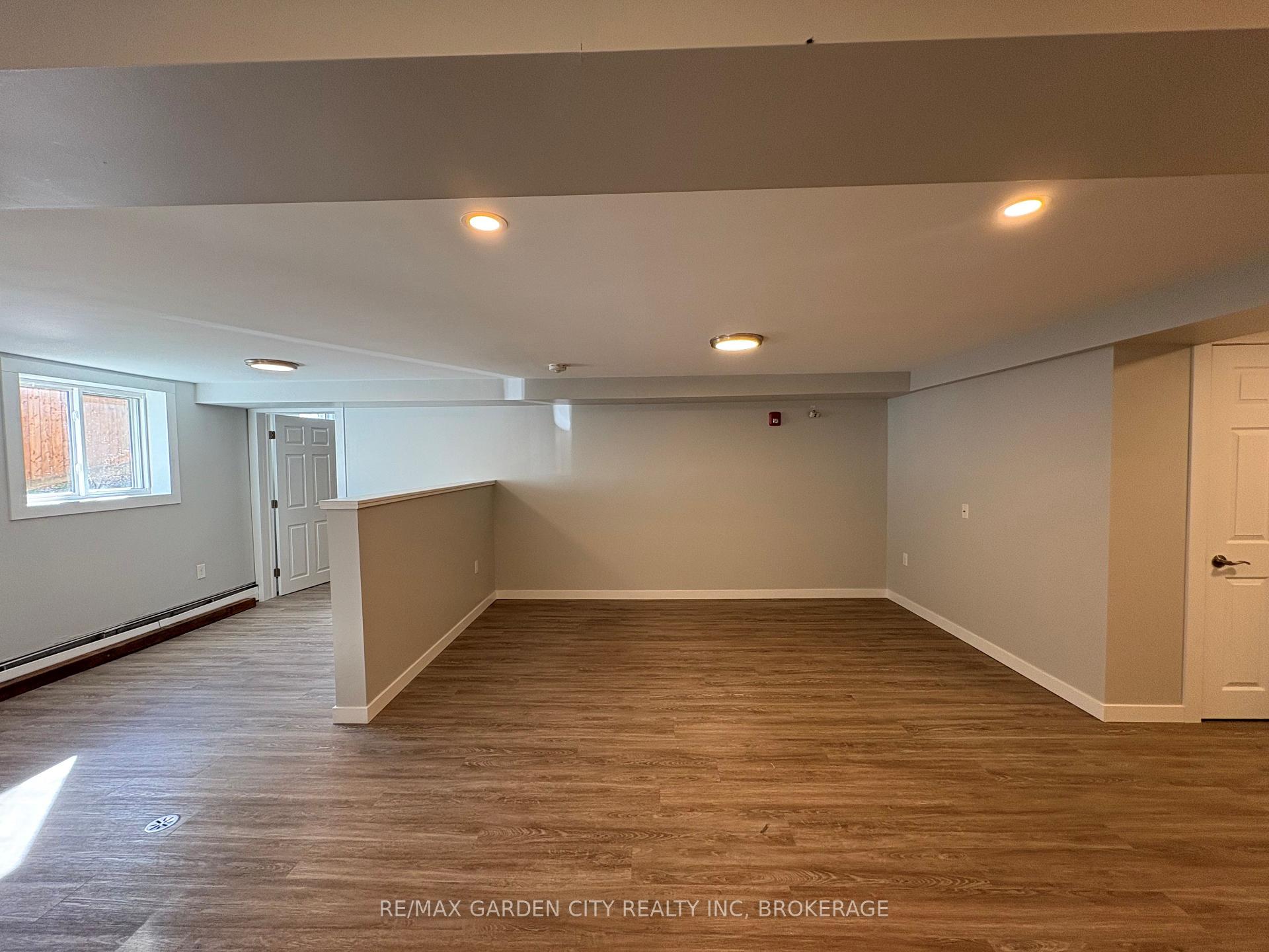 Photo 5 of Unit 7, 1419 Pelham Street, Pelham, Fonthill — HOMEH