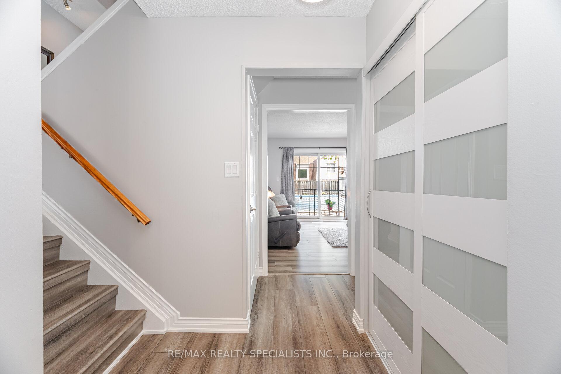 Photo 37 of 325 Kingsview Drive, Caledon, Bolton North — HOMEH