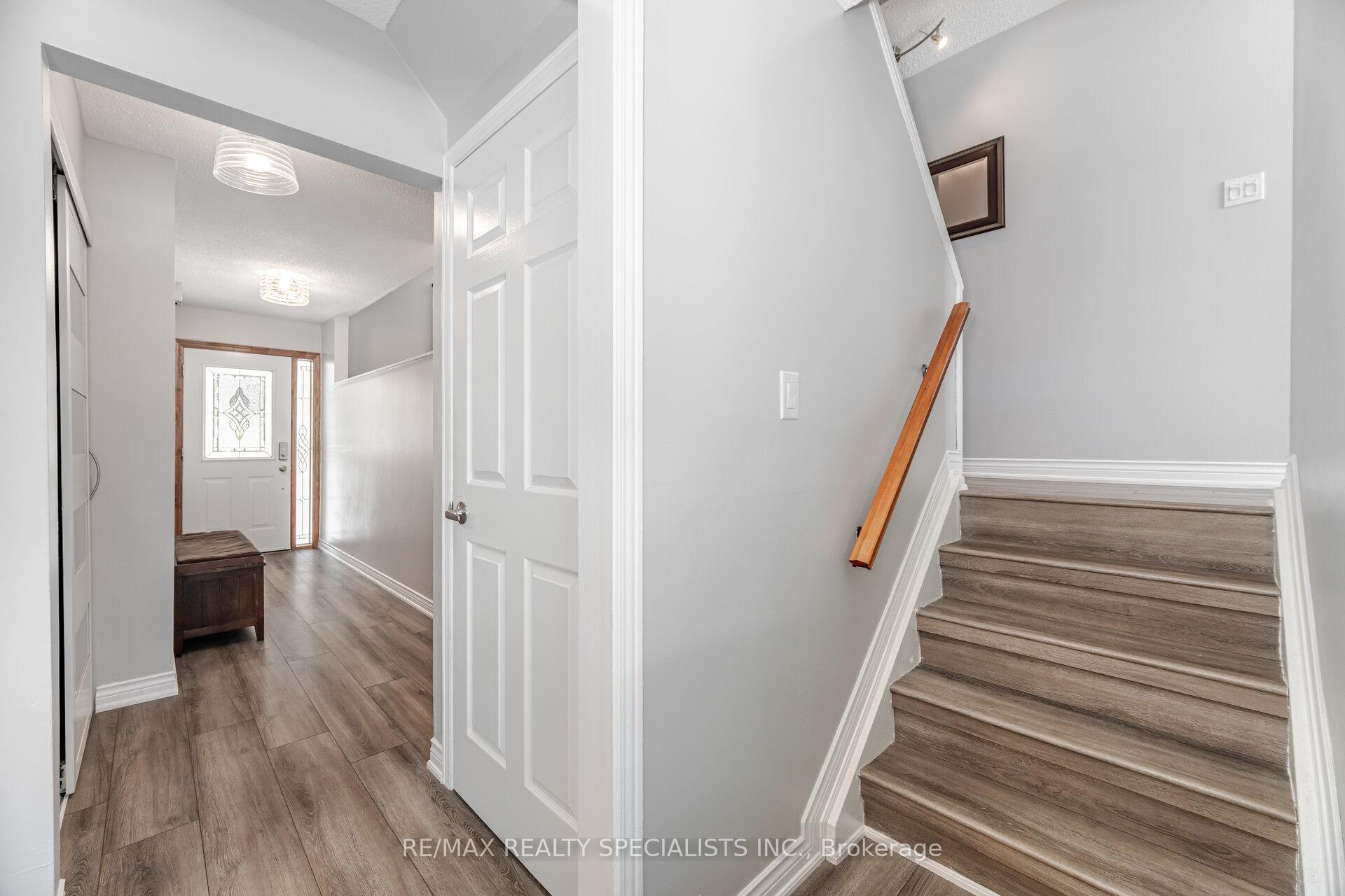 Photo 39 of 325 Kingsview Drive, Caledon, Bolton North — HOMEH