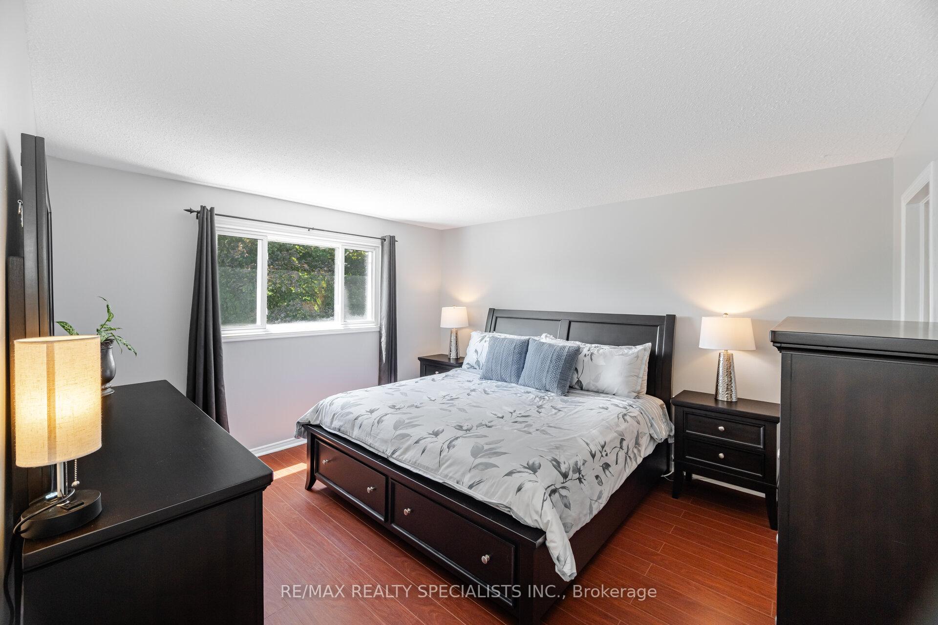 Photo 25 of 325 Kingsview Drive, Caledon, Bolton North — HOMEH