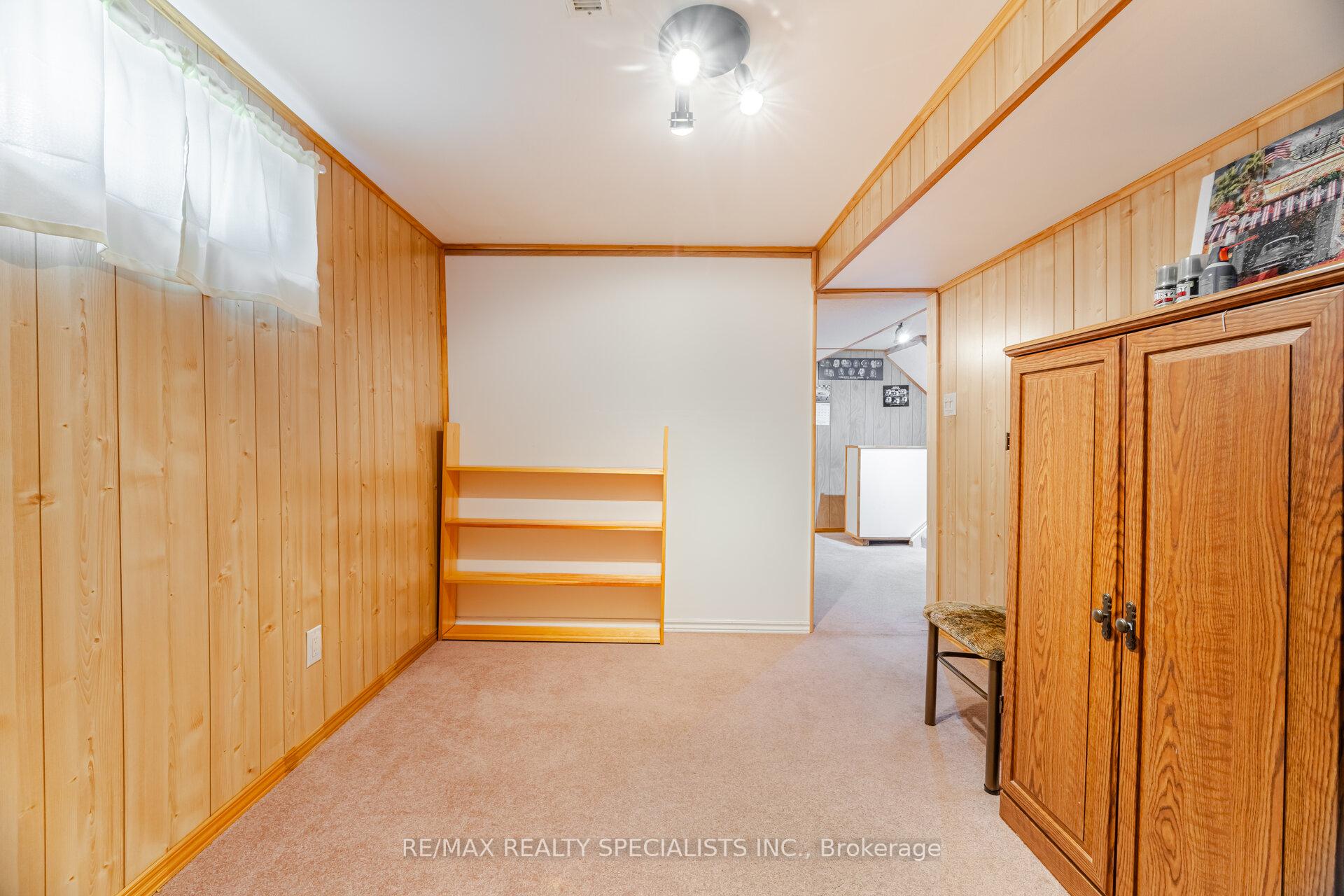 Photo 43 of 325 Kingsview Drive, Caledon, Bolton North — HOMEH
