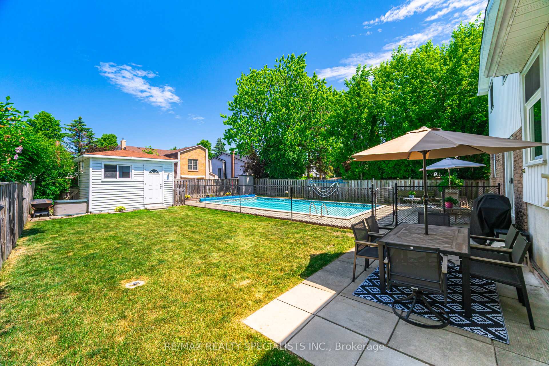 Photo 42 of 325 Kingsview Drive, Caledon, Bolton North — HOMEH