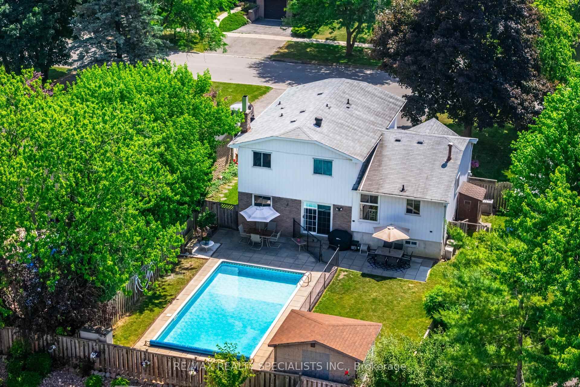 Photo 28 of 325 Kingsview Drive, Caledon, Bolton North — HOMEH