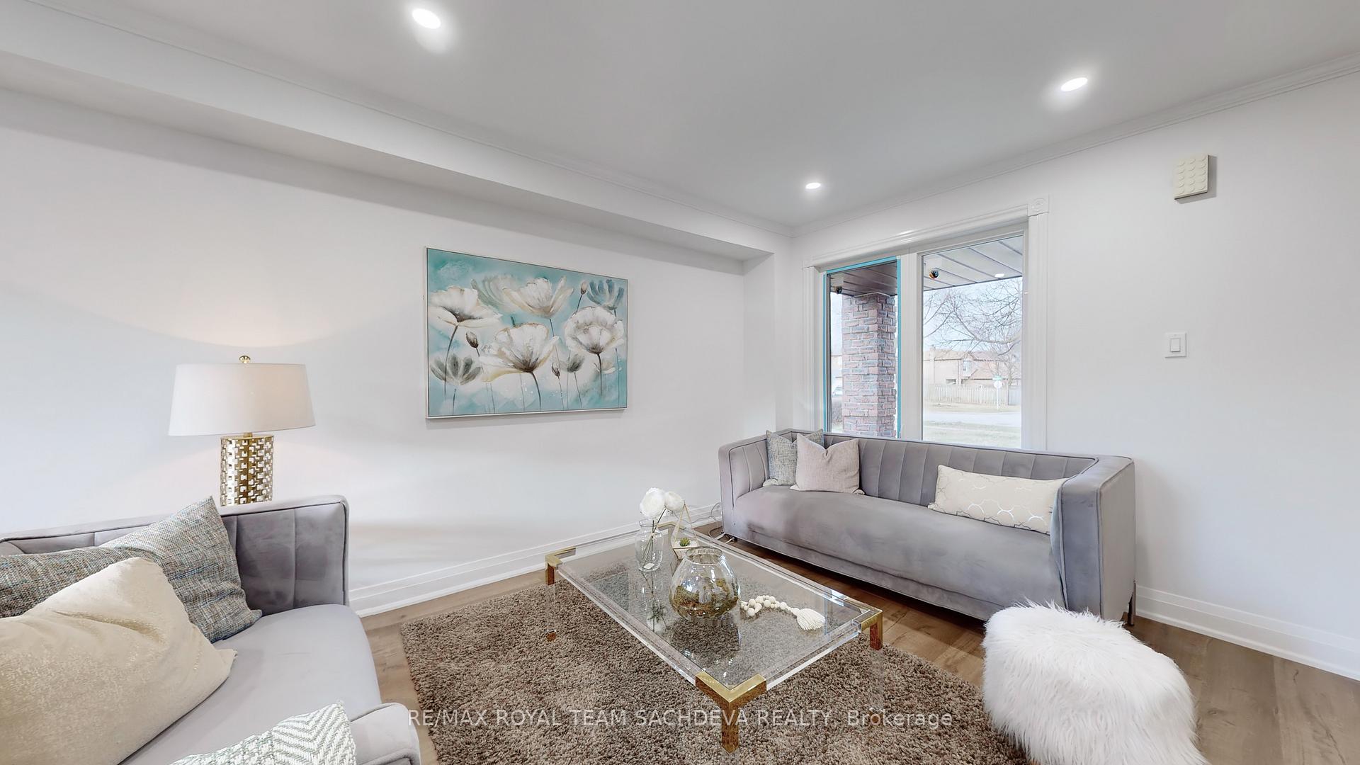 Photo 5 of 36 Radford Drive, Ajax, Central West — HOMEH