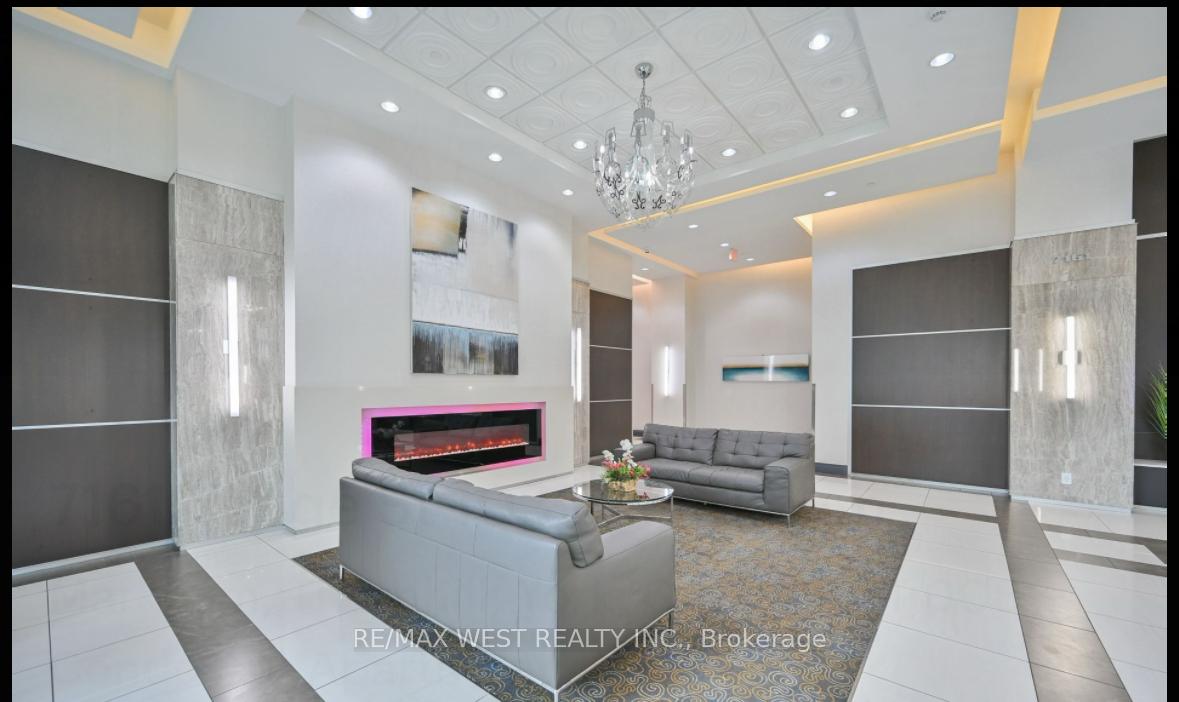 Photo 3 of Unit 327, 7161 Yonge Street, Markham, Grandview — HOMEH