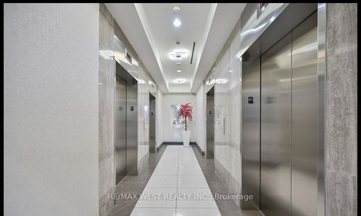 Photo 6 of Unit 327, 7161 Yonge Street, Markham, Grandview — HOMEH