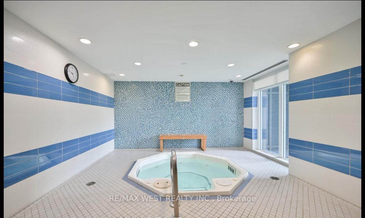 Photo 21 of Unit 327, 7161 Yonge Street, Markham, Grandview — HOMEH