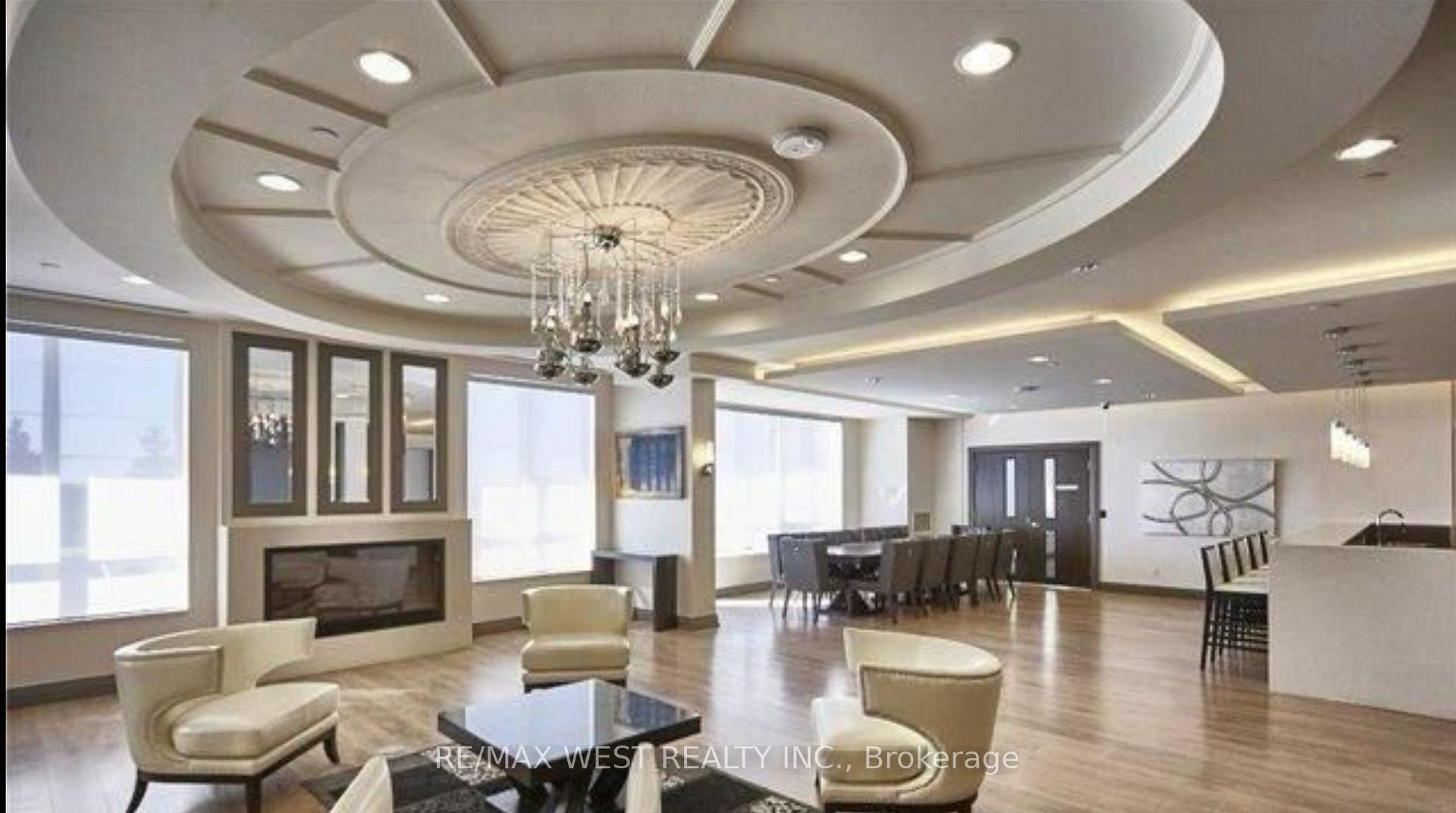Photo 27 of Unit 327, 7161 Yonge Street, Markham, Grandview — HOMEH