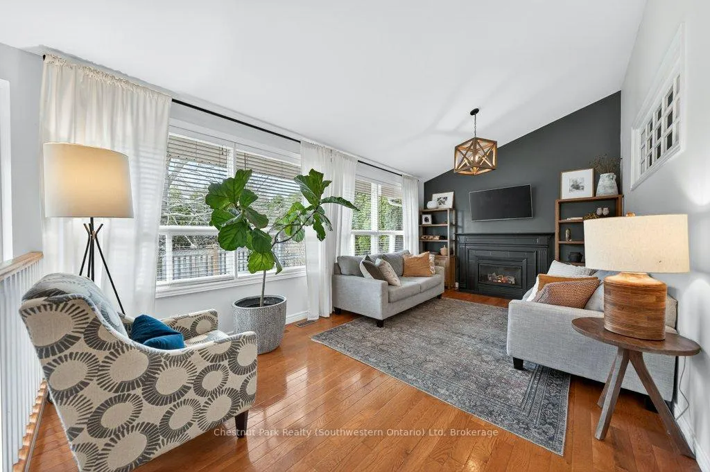 Photo 1 of 14 Teal Drive, Guelph, Kortright Hills — HOMEH