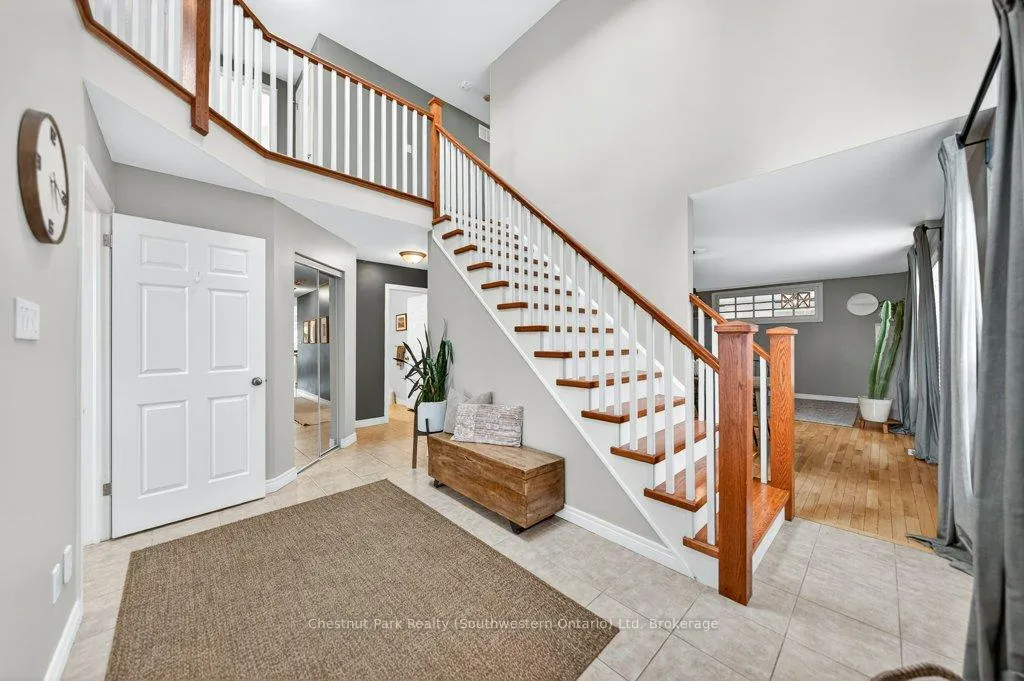 Photo 10 of 14 Teal Drive, Guelph, Kortright Hills — HOMEH
