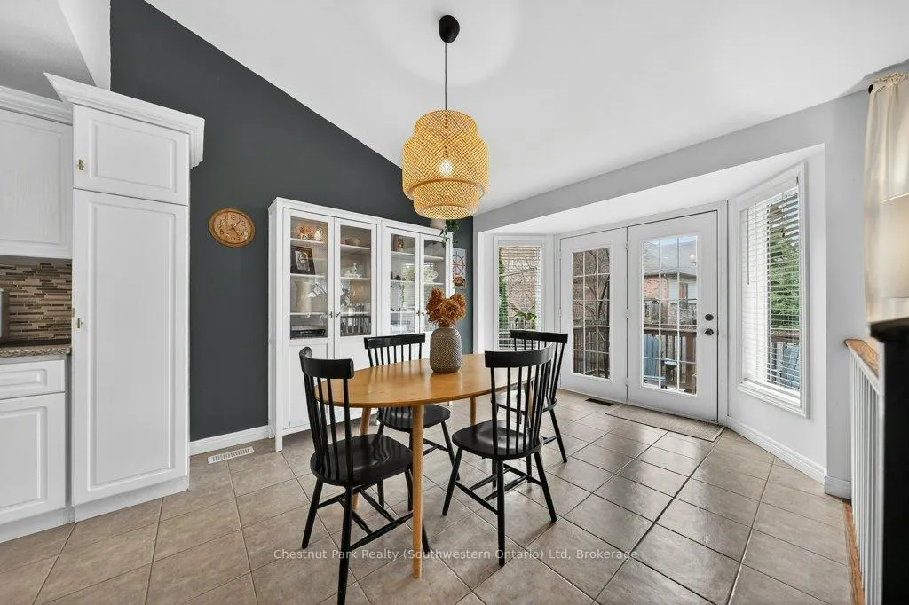Photo 18 of 14 Teal Drive, Guelph, Kortright Hills — HOMEH