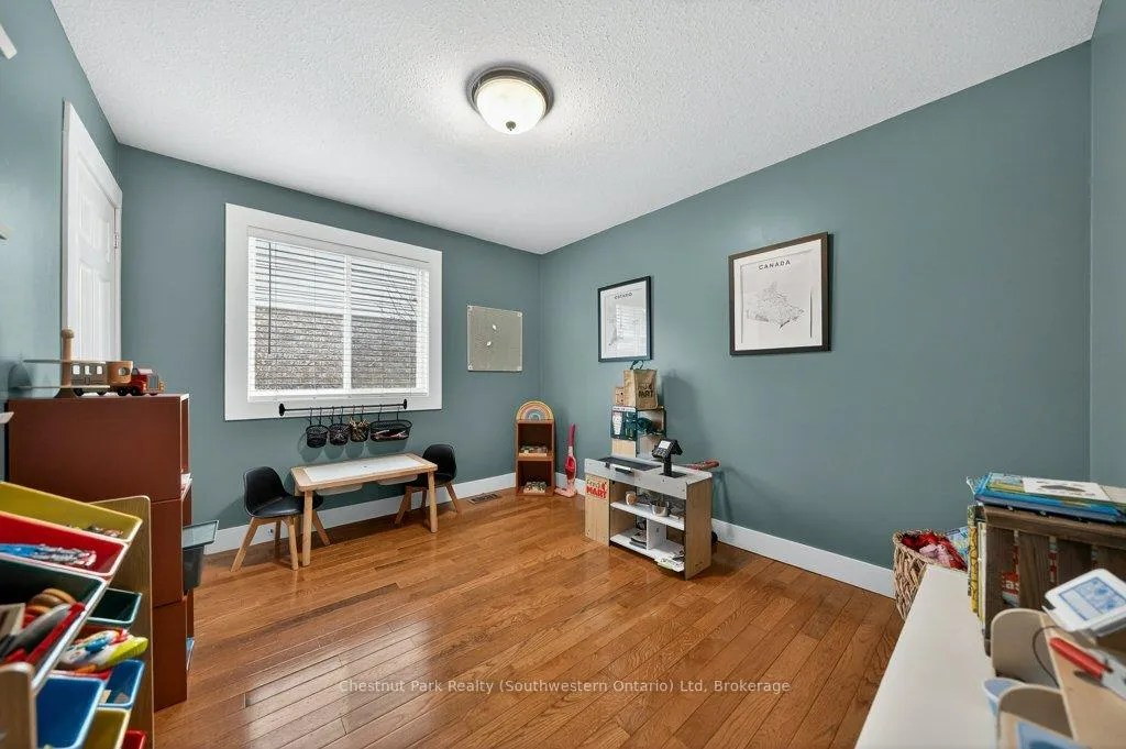 Photo 22 of 14 Teal Drive, Guelph, Kortright Hills — HOMEH
