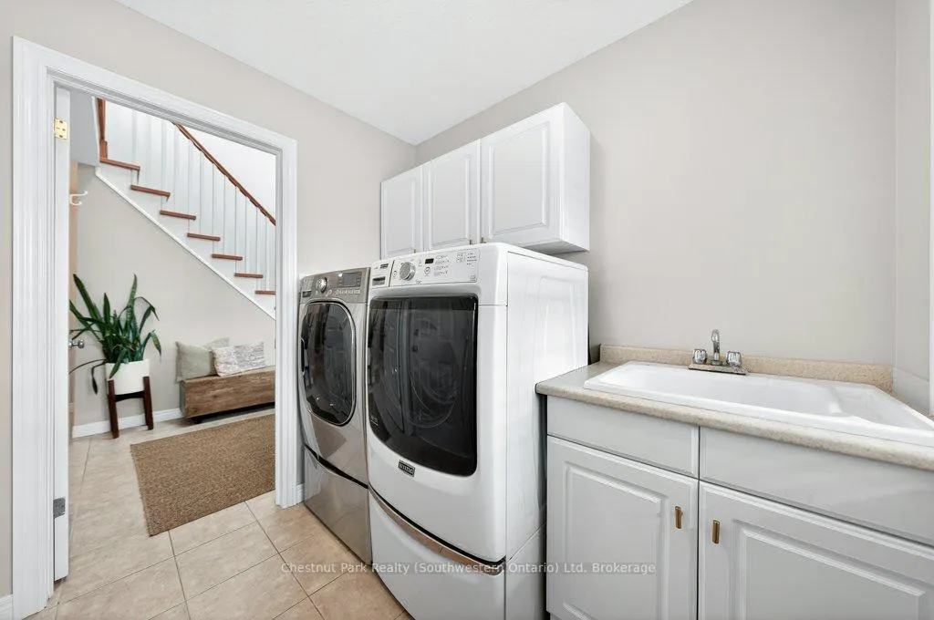 Photo 25 of 14 Teal Drive, Guelph, Kortright Hills — HOMEH