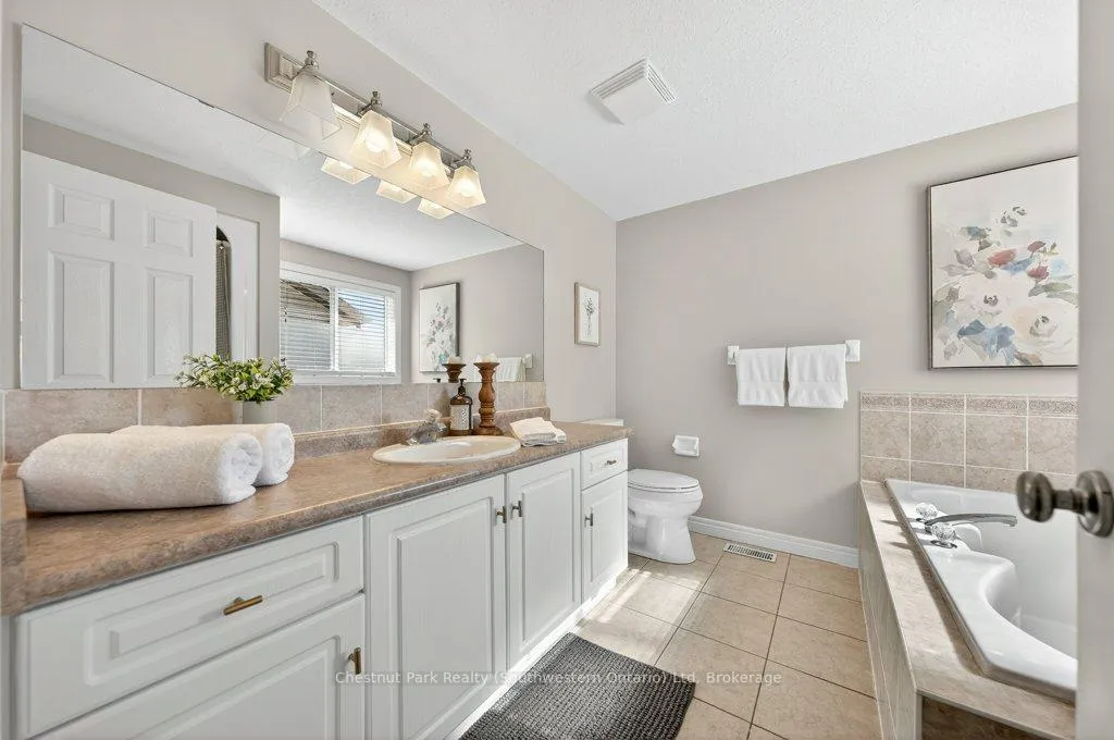 Photo 30 of 14 Teal Drive, Guelph, Kortright Hills — HOMEH