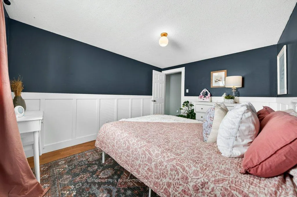 Photo 38 of 14 Teal Drive, Guelph, Kortright Hills — HOMEH