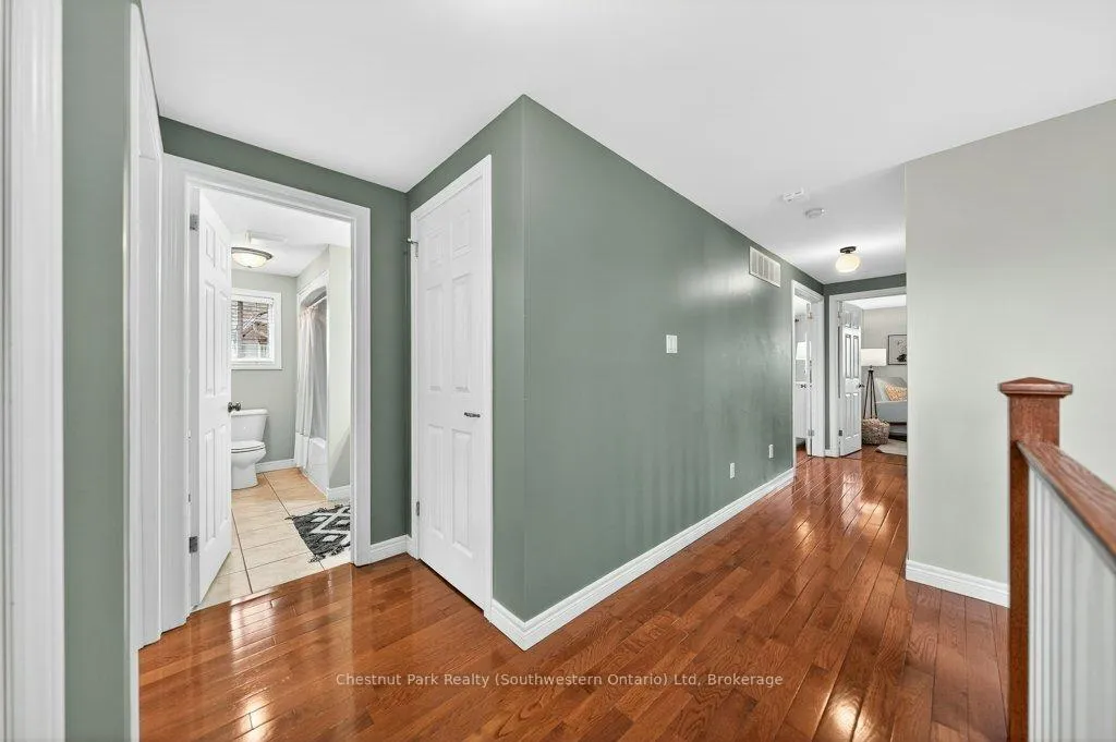 Photo 41 of 14 Teal Drive, Guelph, Kortright Hills — HOMEH