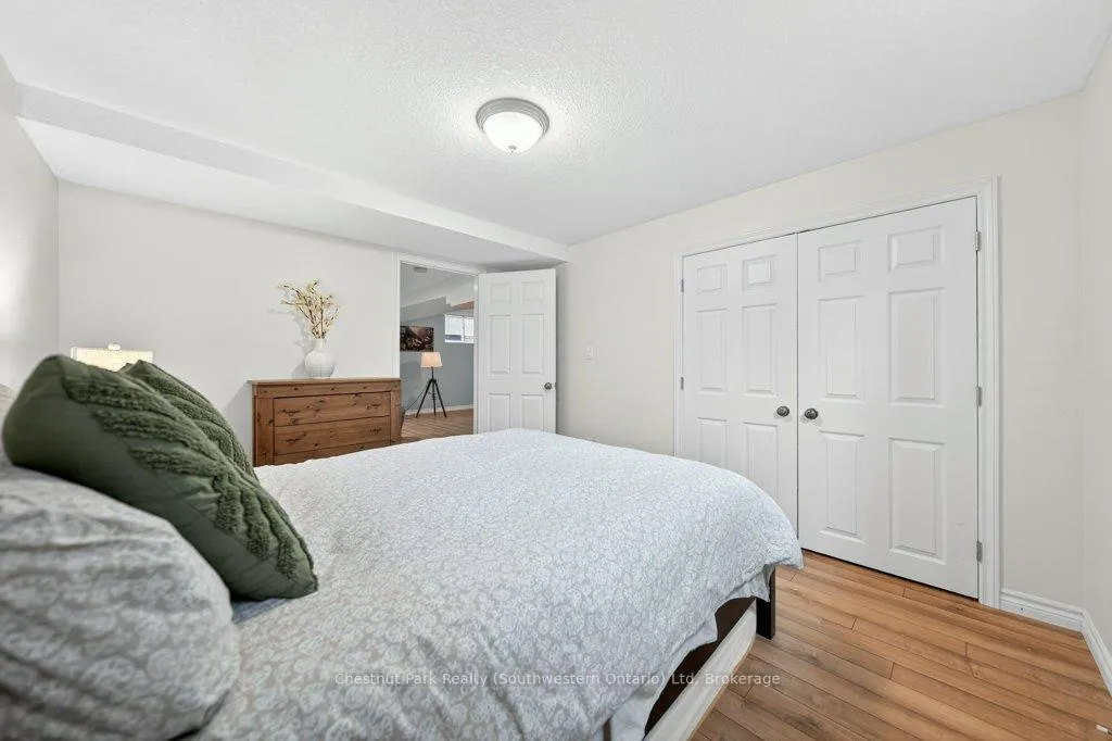 Photo 46 of 14 Teal Drive, Guelph, Kortright Hills — HOMEH