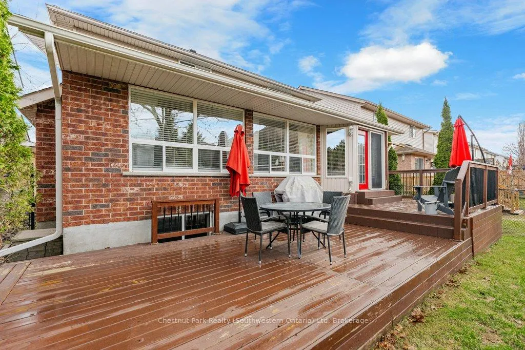 Photo 47 of 14 Teal Drive, Guelph, Kortright Hills — HOMEH