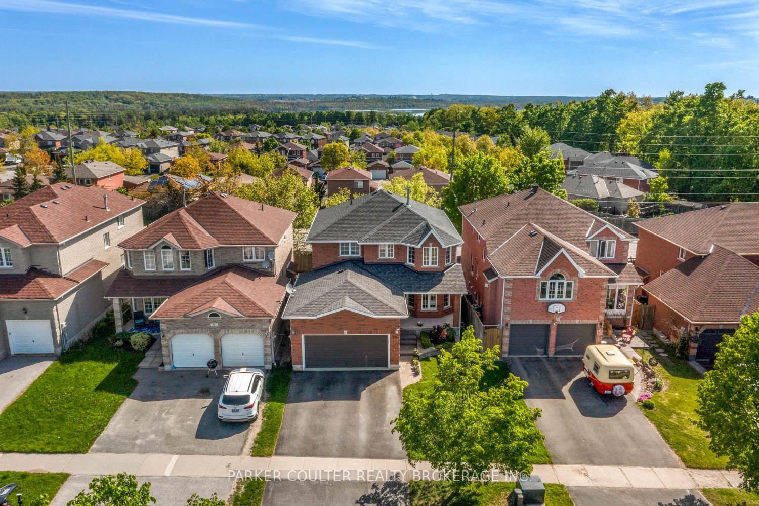 Photo 1 of 95 Livia Herman Way, Barrie, East Bayfield — HOMEH