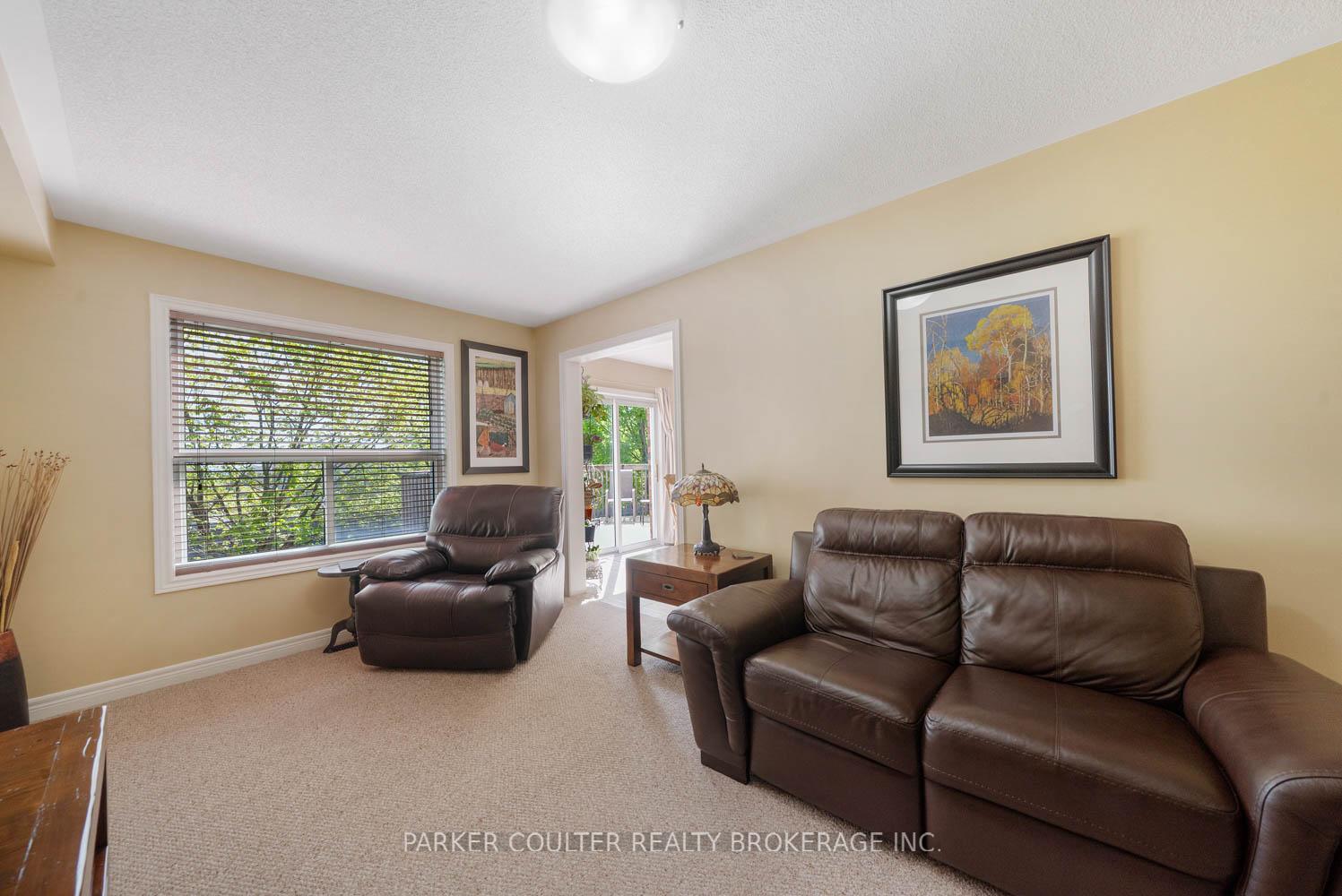 Photo 8 of 95 Livia Herman Way, Barrie, East Bayfield — HOMEH