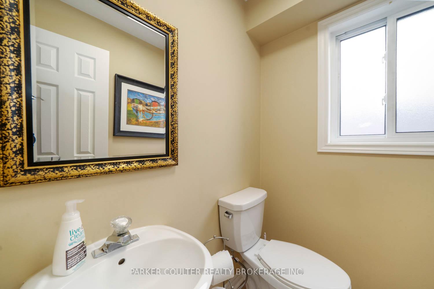 Photo 18 of 95 Livia Herman Way, Barrie, East Bayfield — HOMEH