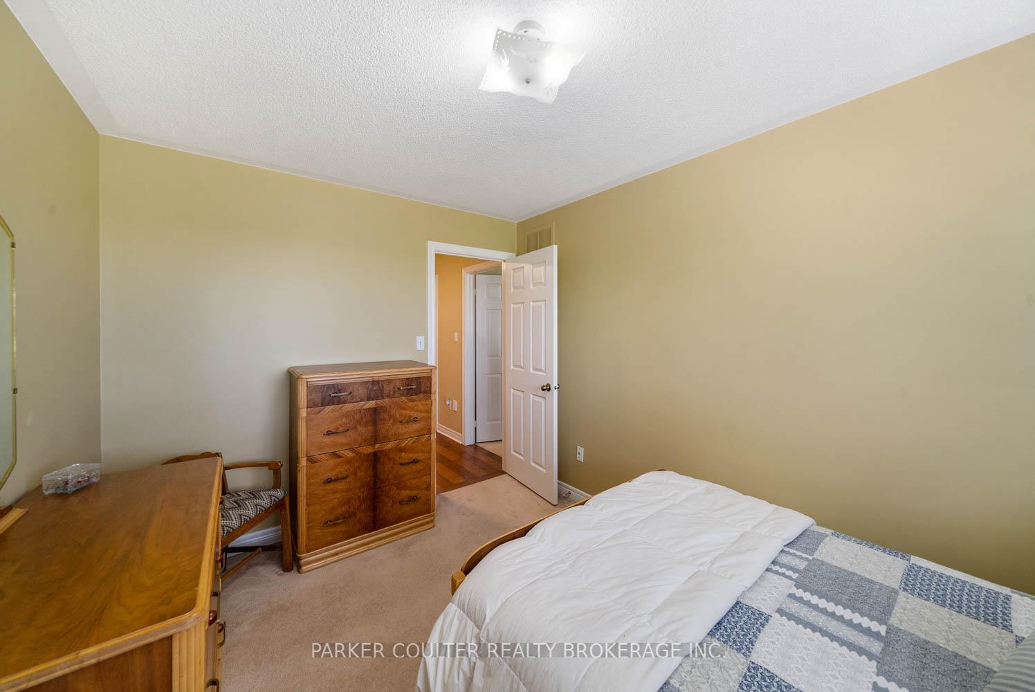 Photo 20 of 95 Livia Herman Way, Barrie, East Bayfield — HOMEH