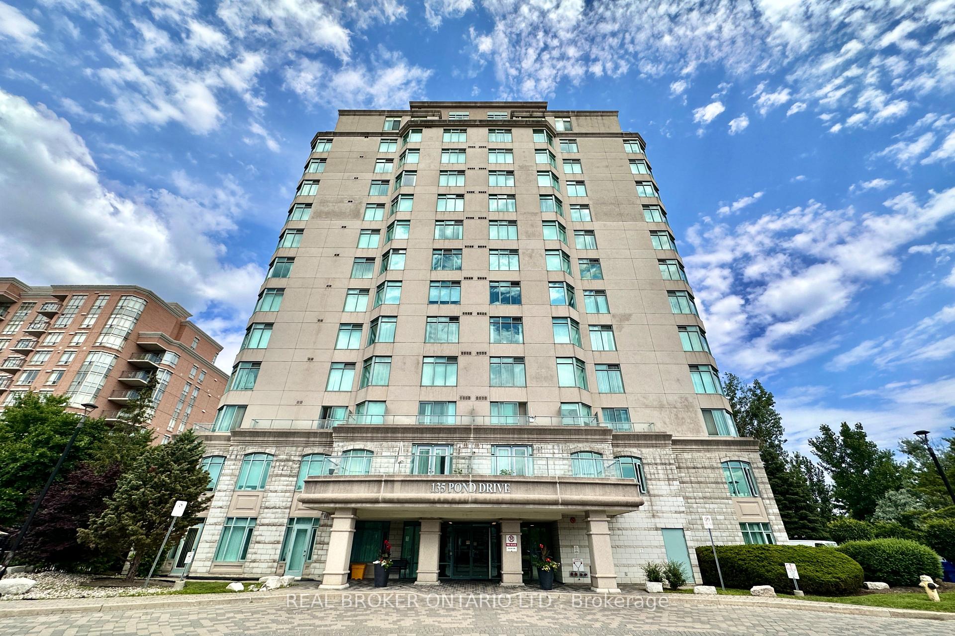 Photo 2 of Unit 206, 135 Pond Drive, Markham, Commerce Valley — HOMEH