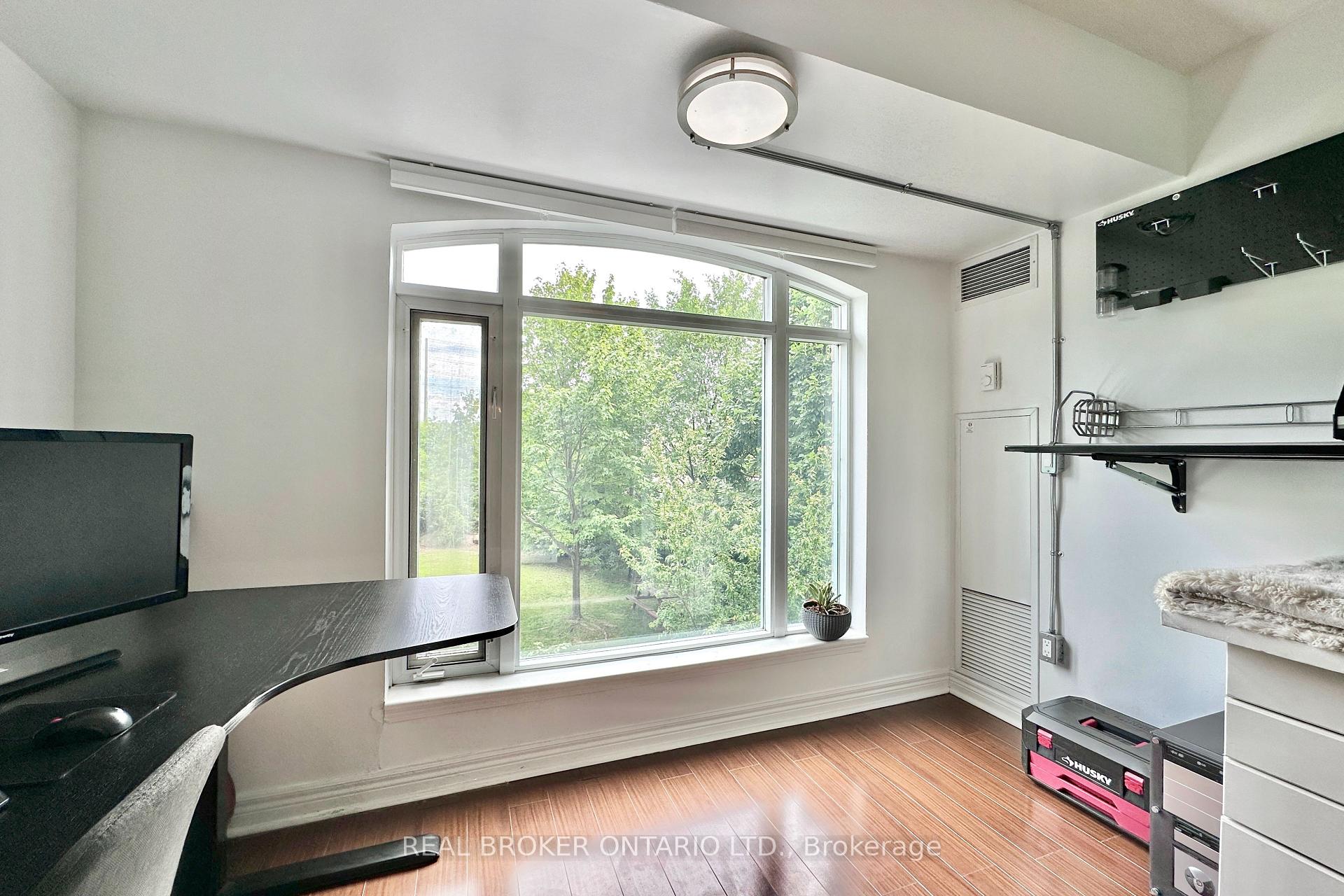 Photo 11 of Unit 206, 135 Pond Drive, Markham, Commerce Valley — HOMEH