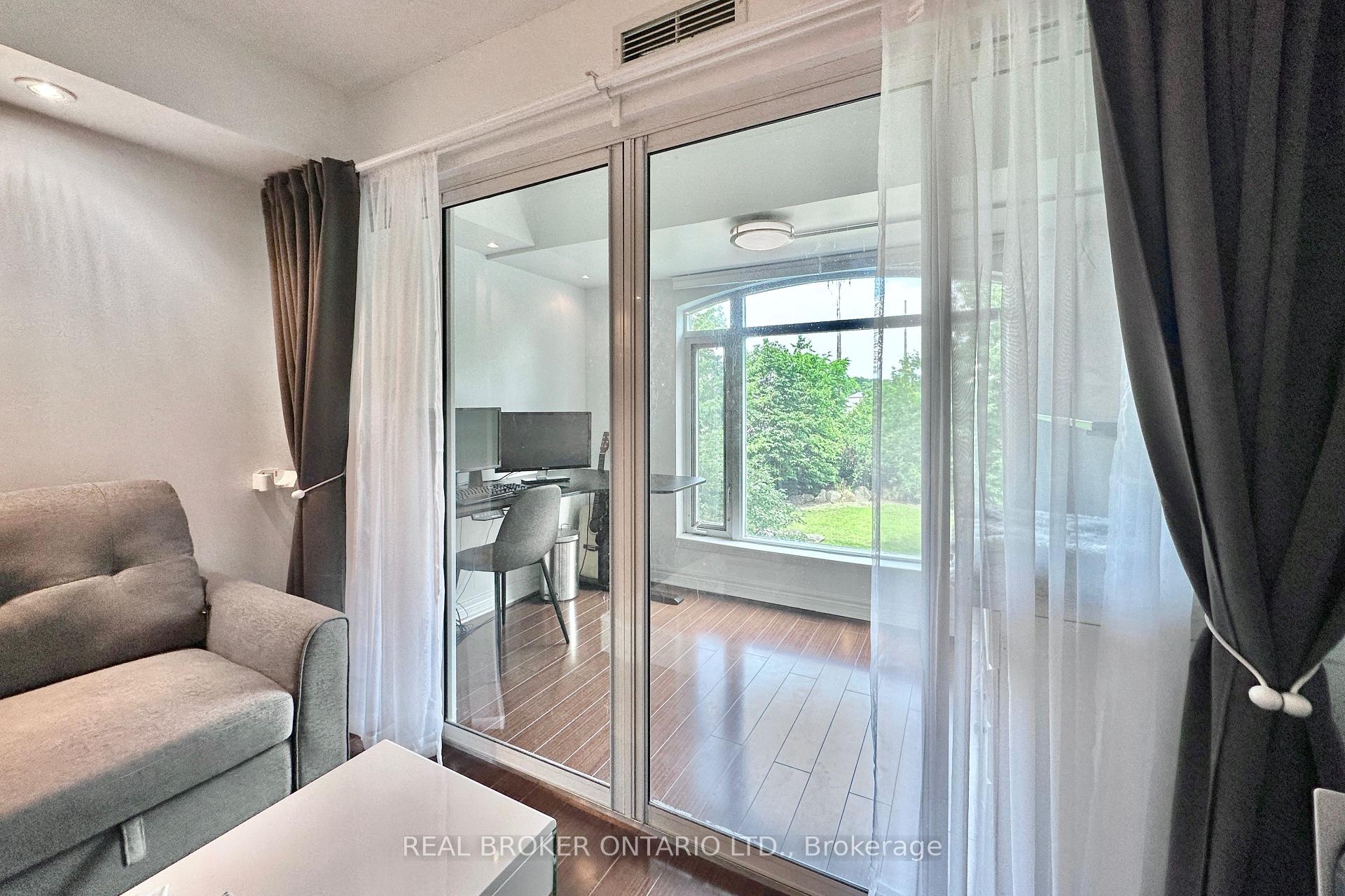 Photo 13 of Unit 206, 135 Pond Drive, Markham, Commerce Valley — HOMEH