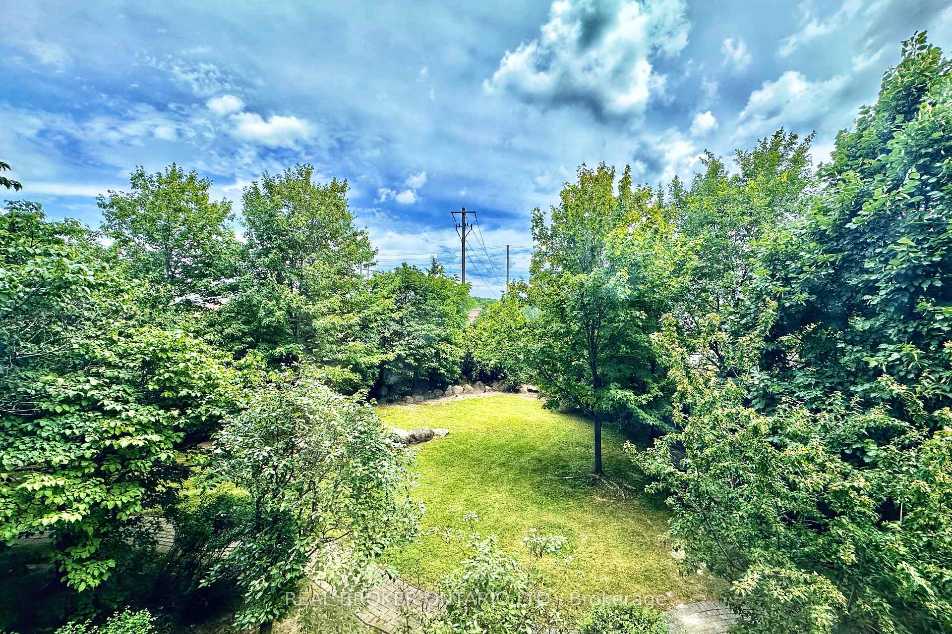 Photo 14 of Unit 206, 135 Pond Drive, Markham, Commerce Valley — HOMEH