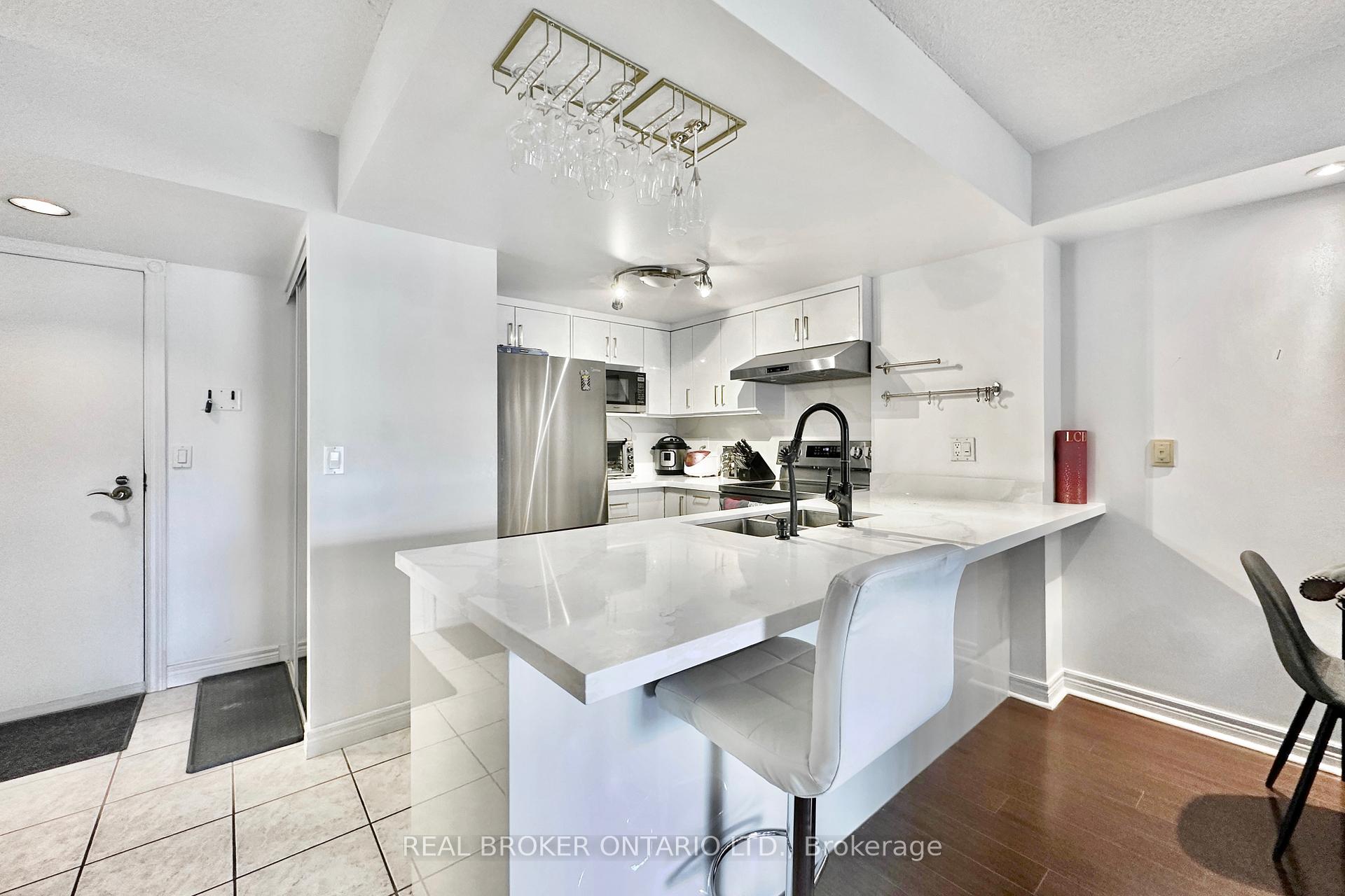 Photo 15 of Unit 206, 135 Pond Drive, Markham, Commerce Valley — HOMEH