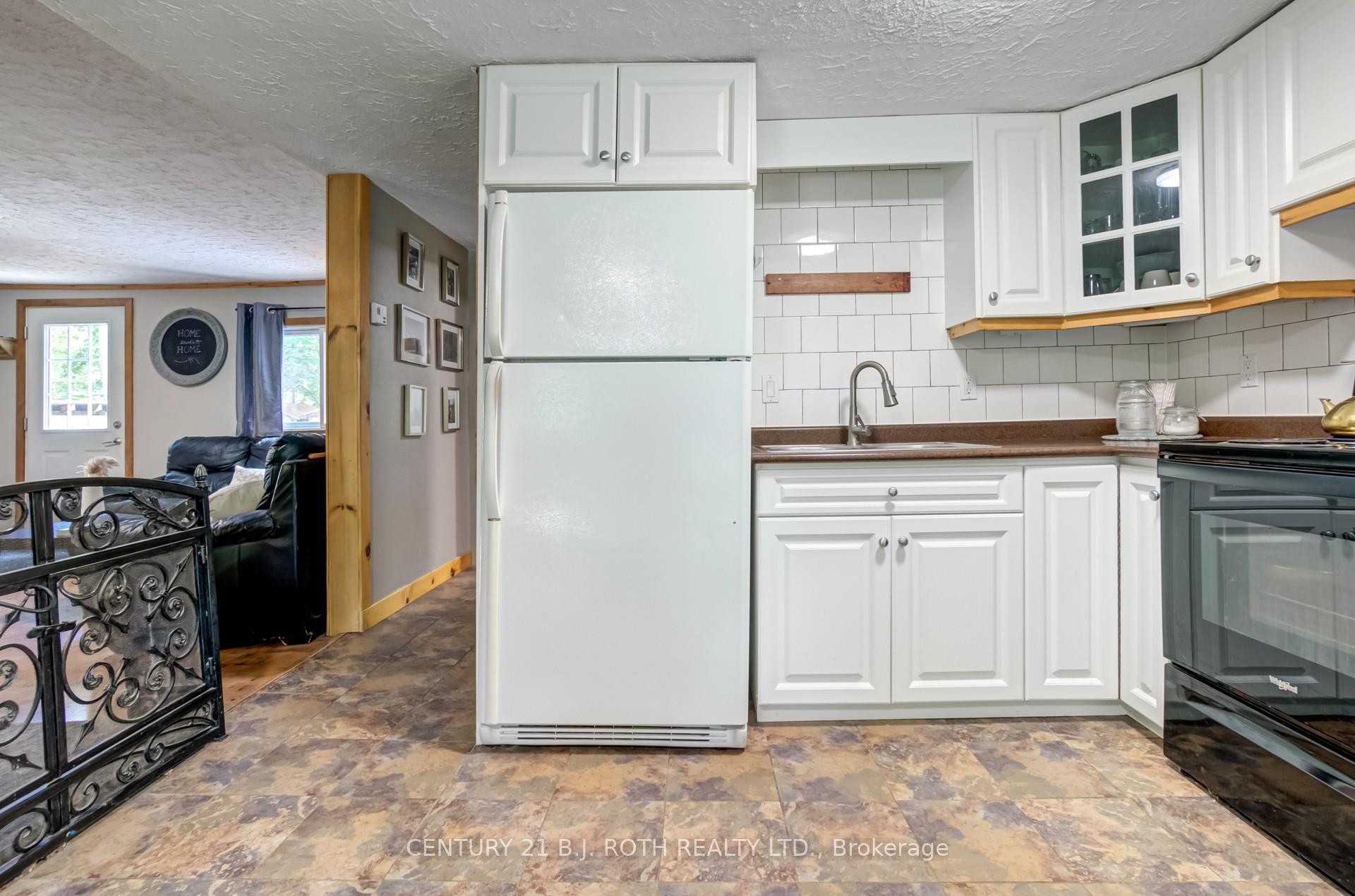 Photo 11 of 1002 Wigwam Lodge Road, Gravenhurst, Morrison — HOMEH
