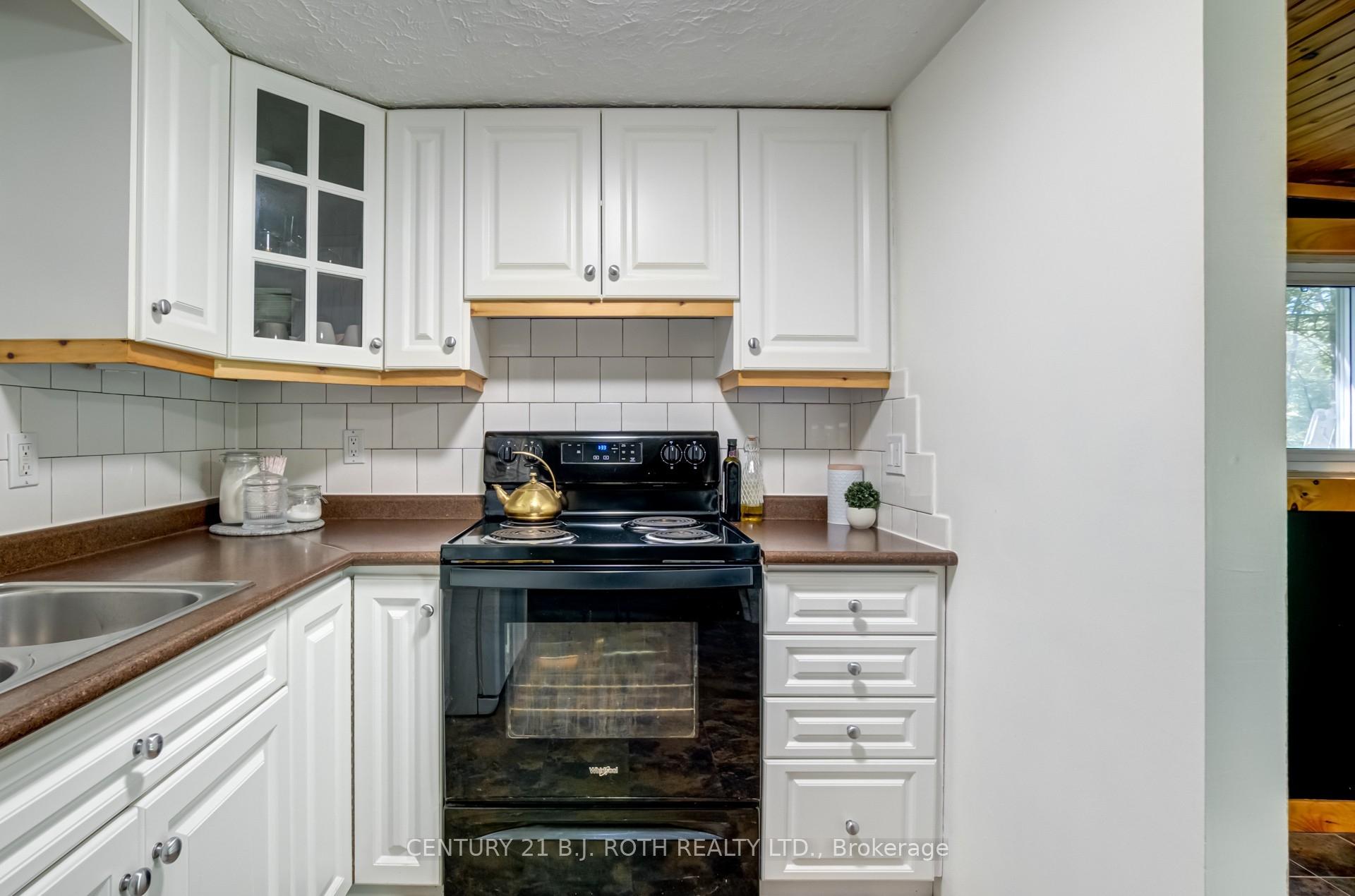 Photo 12 of 1002 Wigwam Lodge Road, Gravenhurst, Morrison — HOMEH