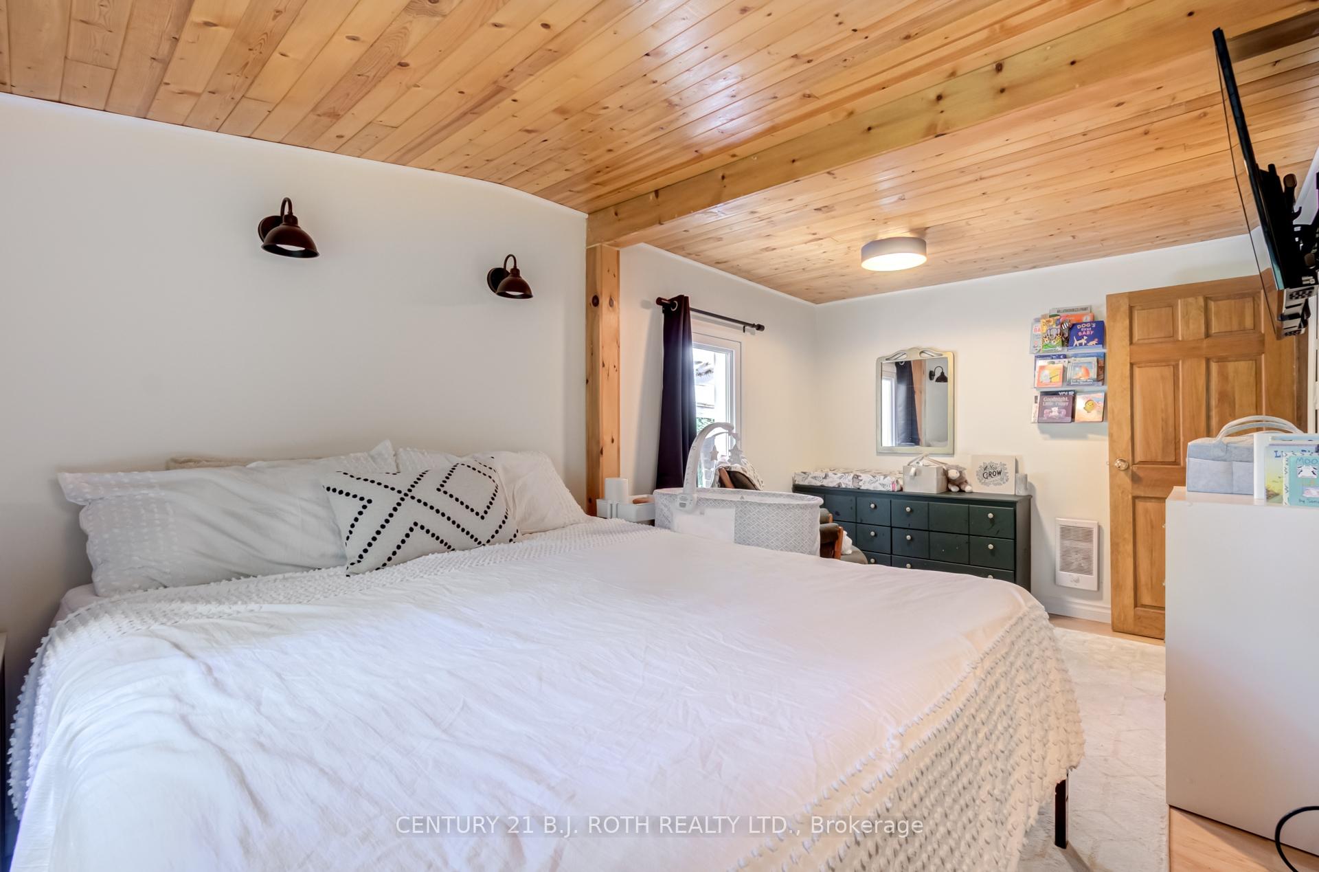 Photo 17 of 1002 Wigwam Lodge Road, Gravenhurst, Morrison — HOMEH