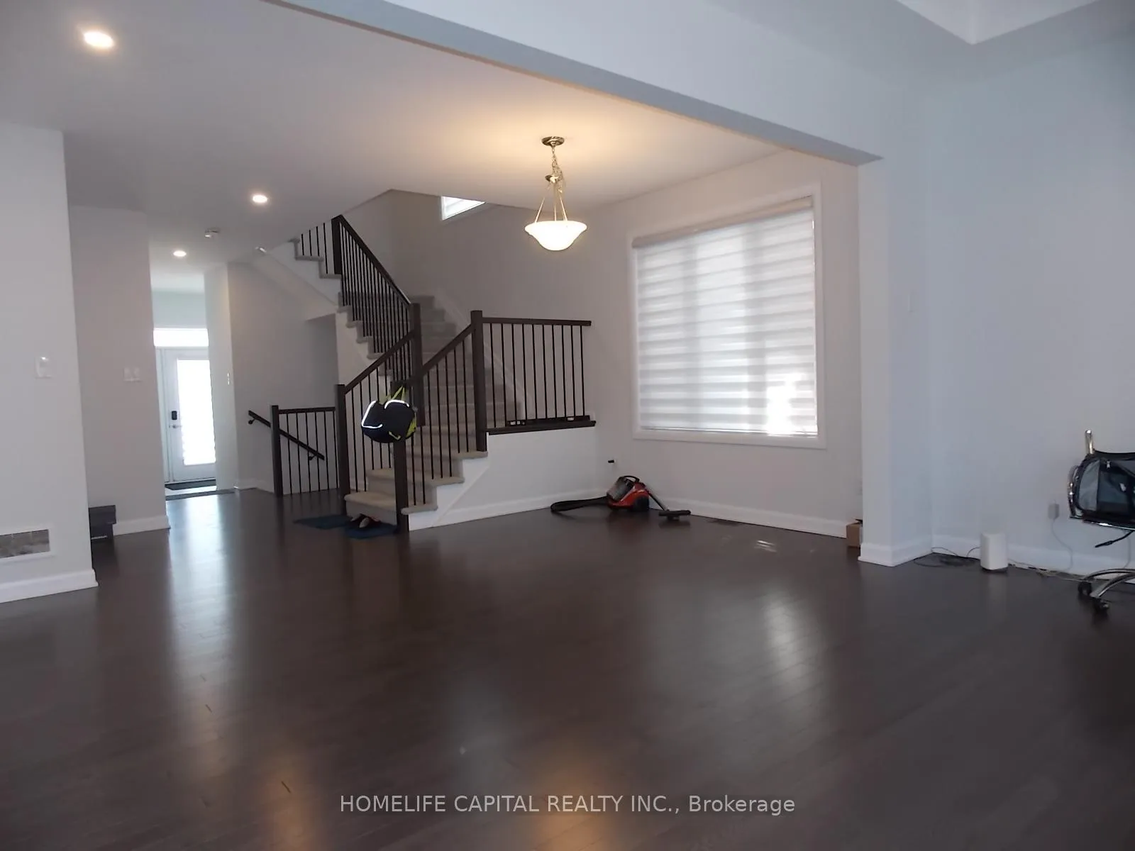 Photo 6 of 110 Lynn Coulter Street, Ottawa, Barrhaven - Half Moon Bay — HOMEH