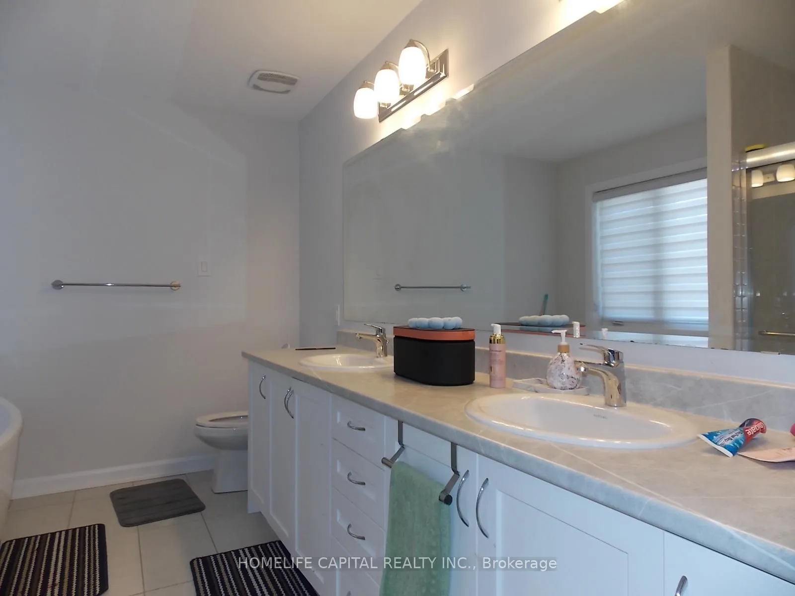 Photo 9 of 110 Lynn Coulter Street, Ottawa, Barrhaven - Half Moon Bay — HOMEH