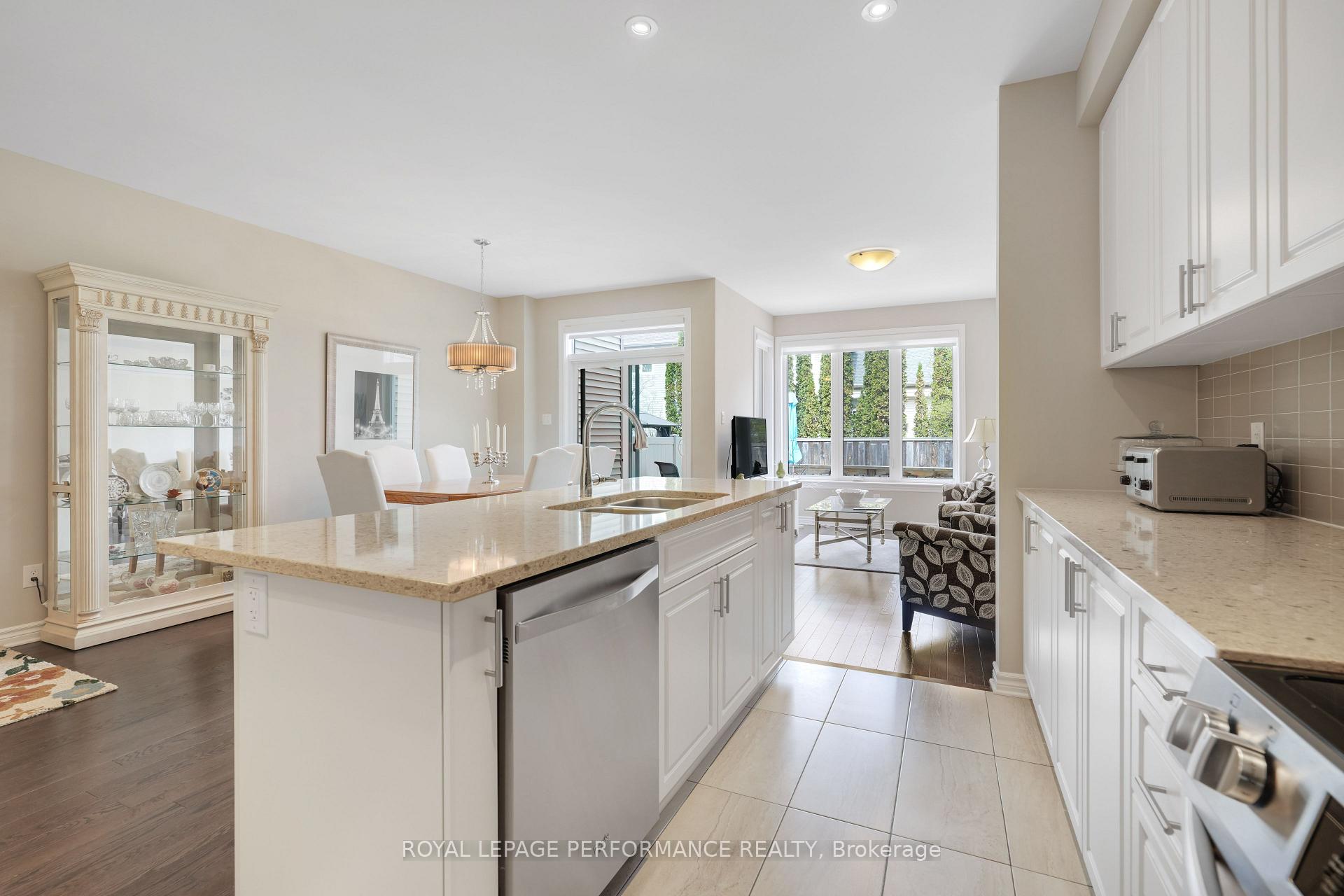 Photo 10 of 343 Alasken Drive, Ottawa, Blossom Park/Kemp Park/Findlay Creek — HOMEH