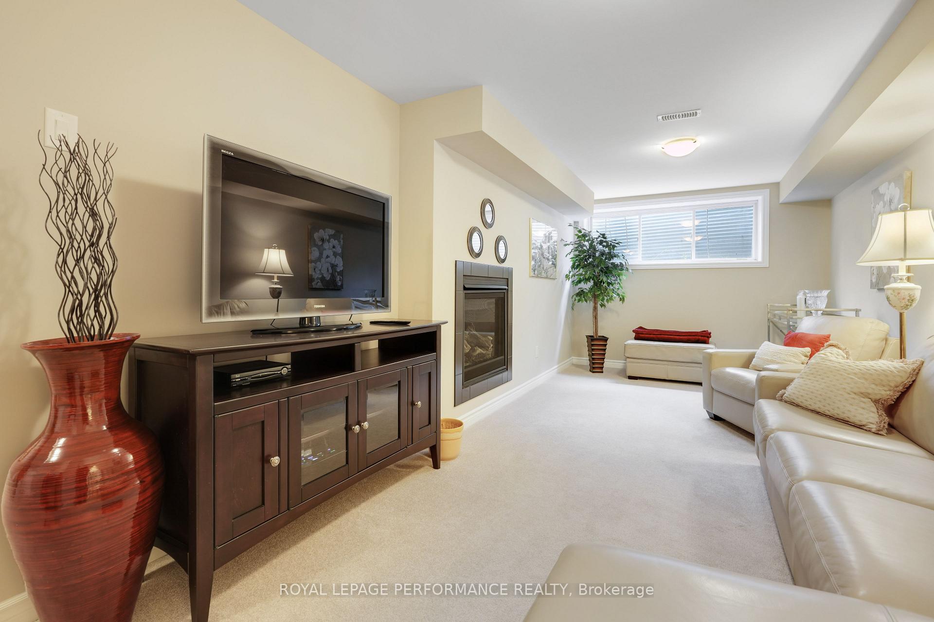 Photo 28 of 343 Alasken Drive, Ottawa, Blossom Park/Kemp Park/Findlay Creek — HOMEH