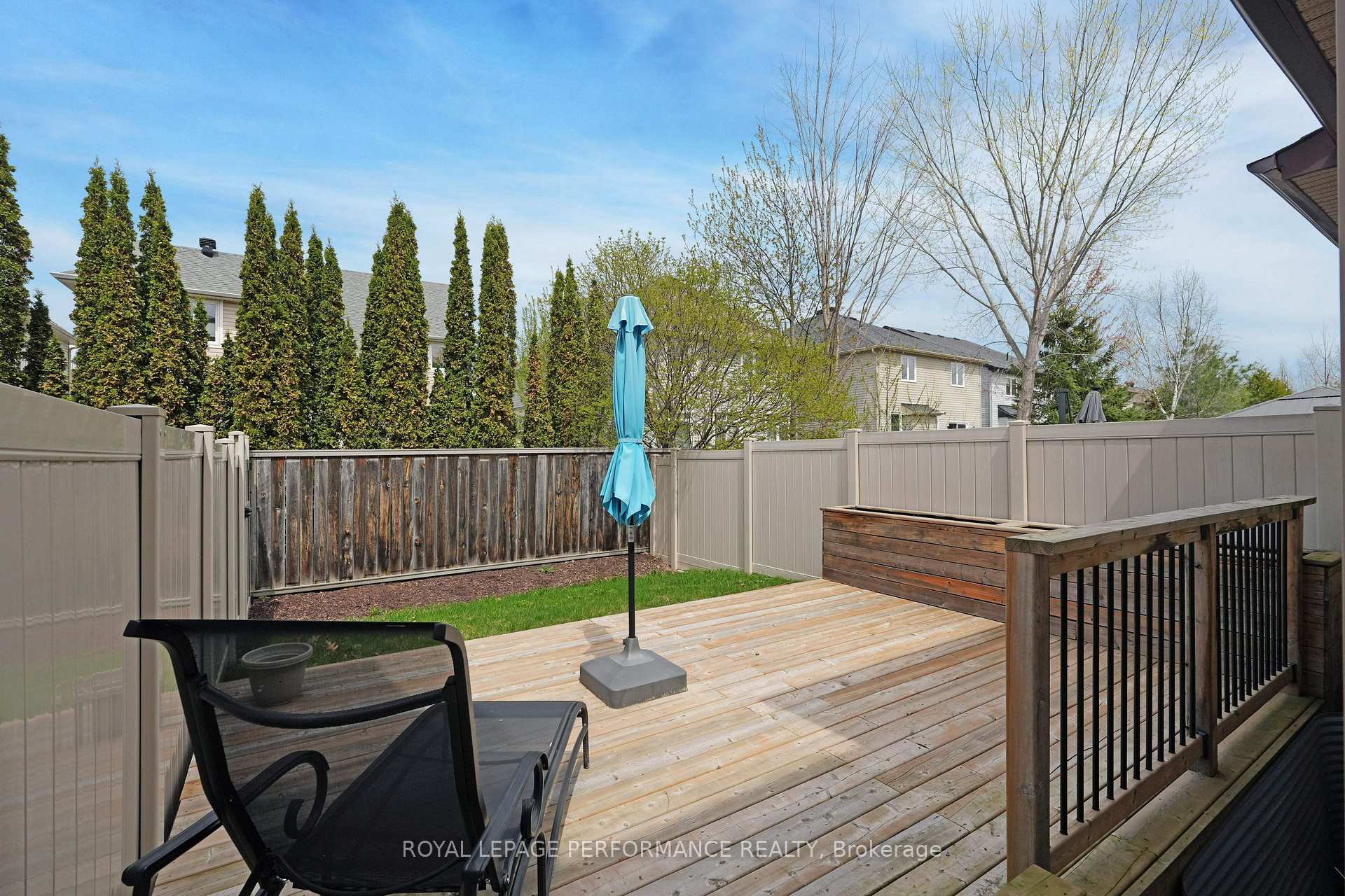 Photo 30 of 343 Alasken Drive, Ottawa, Blossom Park/Kemp Park/Findlay Creek — HOMEH