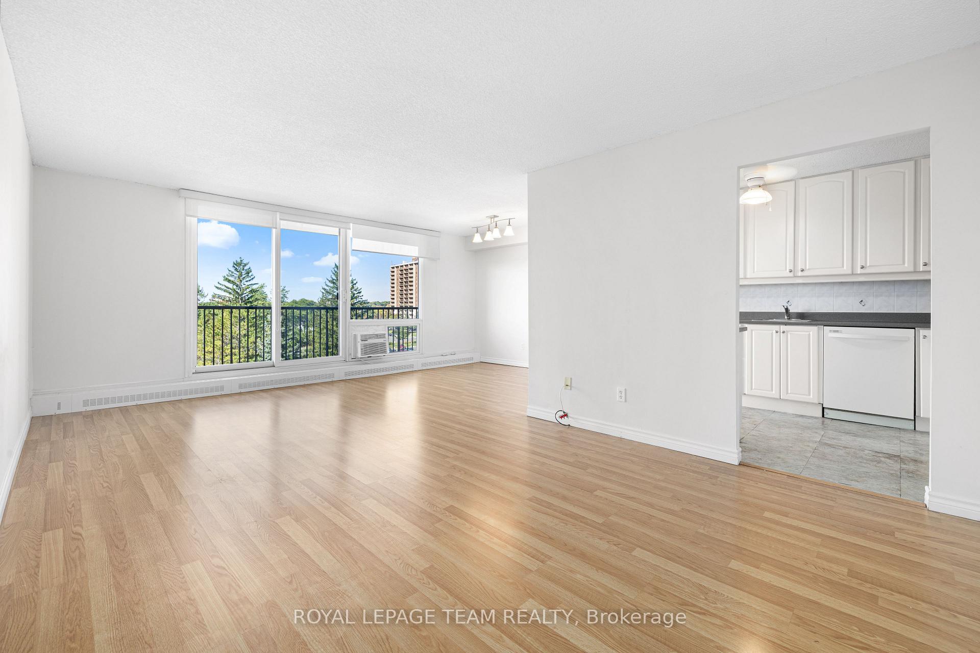 Photo 7 of Unit 603, 665 Bathgate Drive, Ottawa, Carson Meadows — HOMEH
