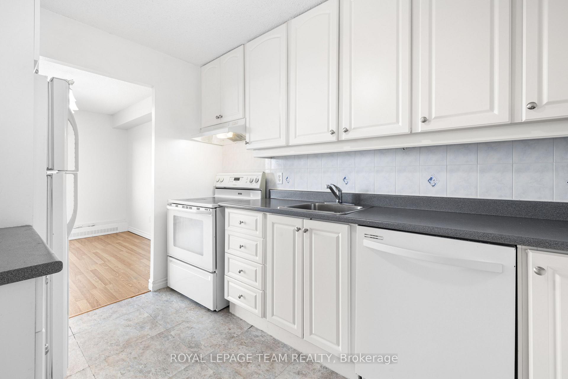Photo 17 of Unit 603, 665 Bathgate Drive, Ottawa, Carson Meadows — HOMEH