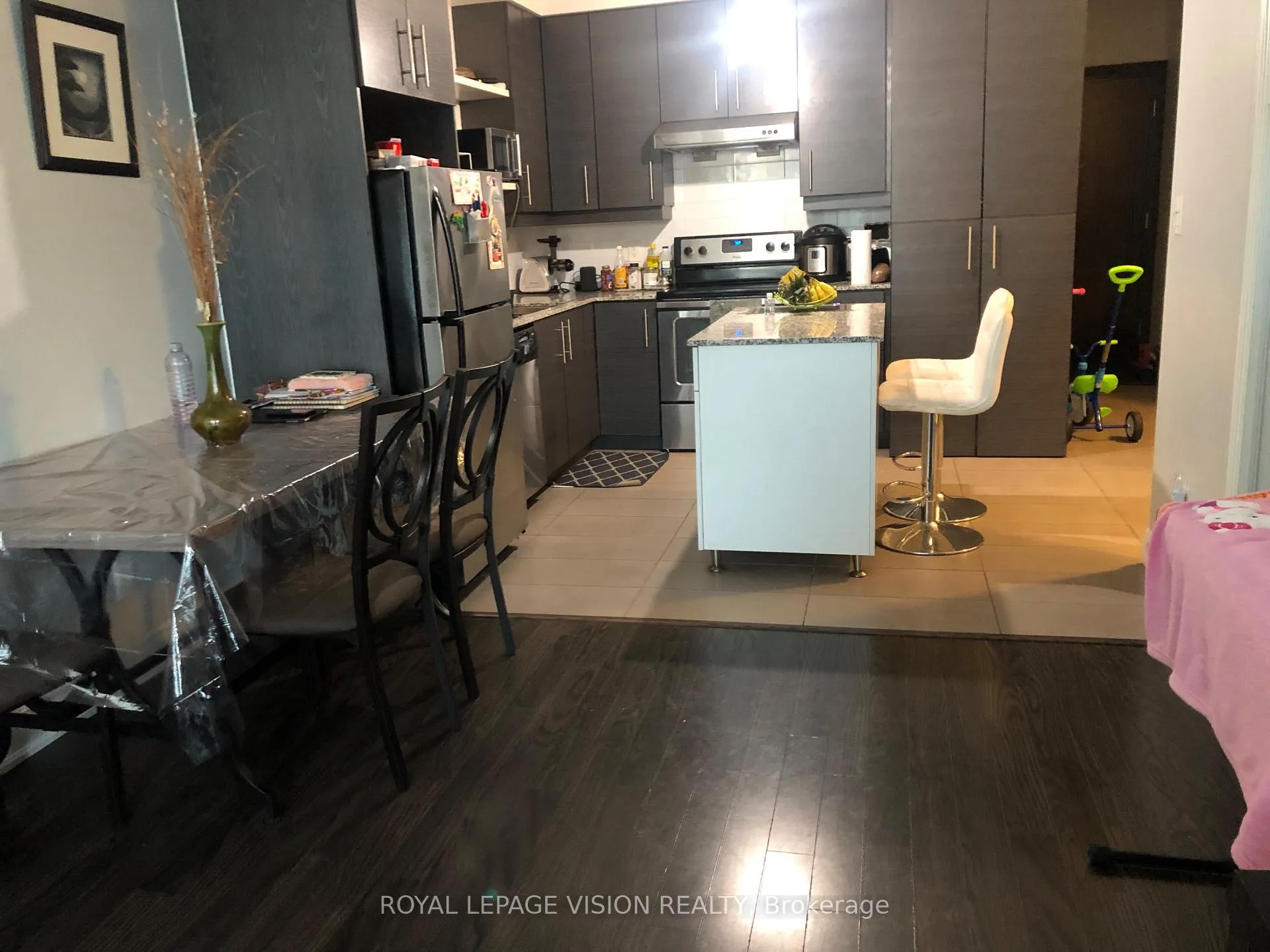 Photo 7 of Unit 321, 325 South Park Road, Markham, Commerce Valley — HOMEH